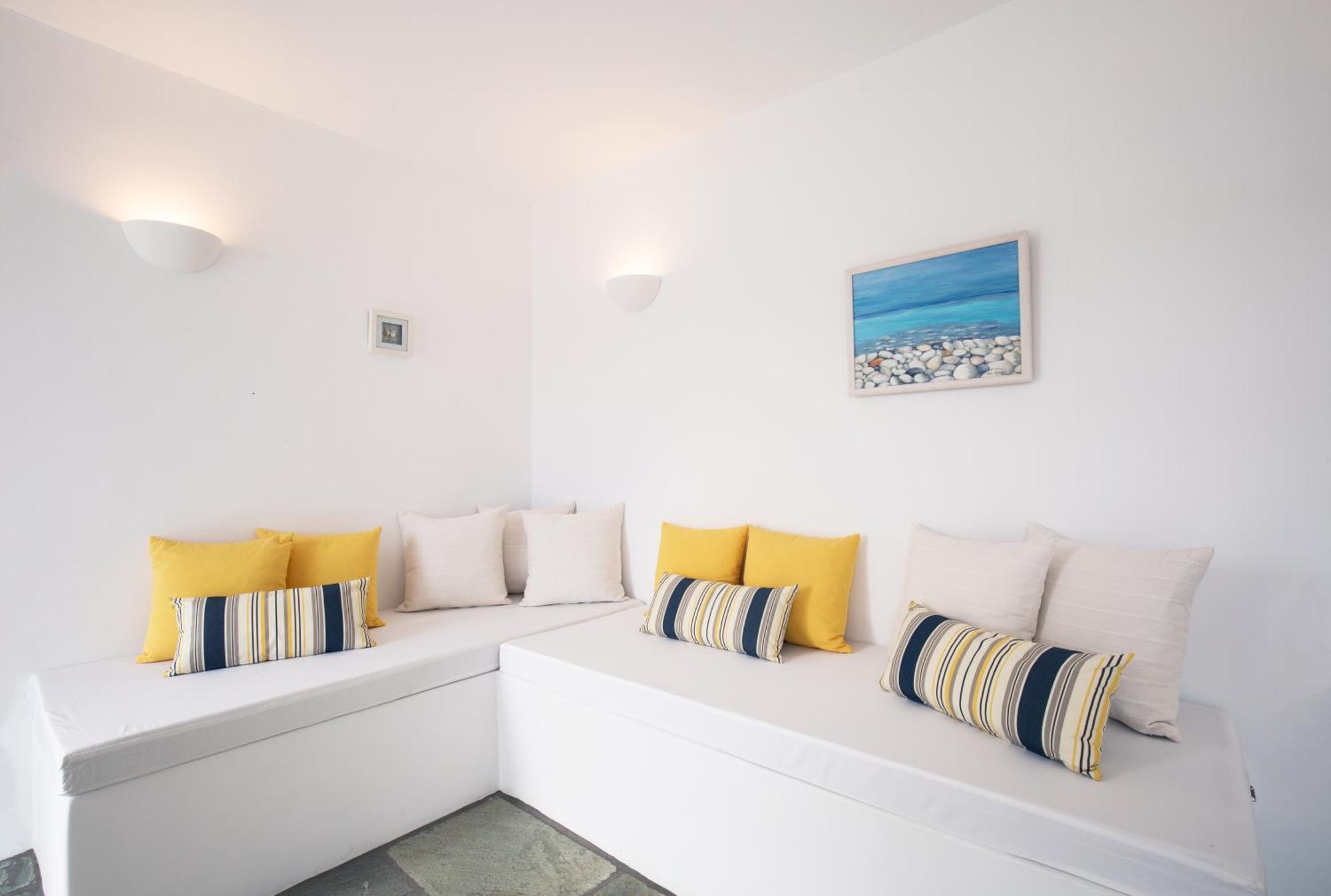 Fos Apartment *