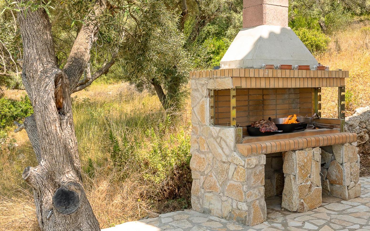 Sun And Stone Villa Athanion