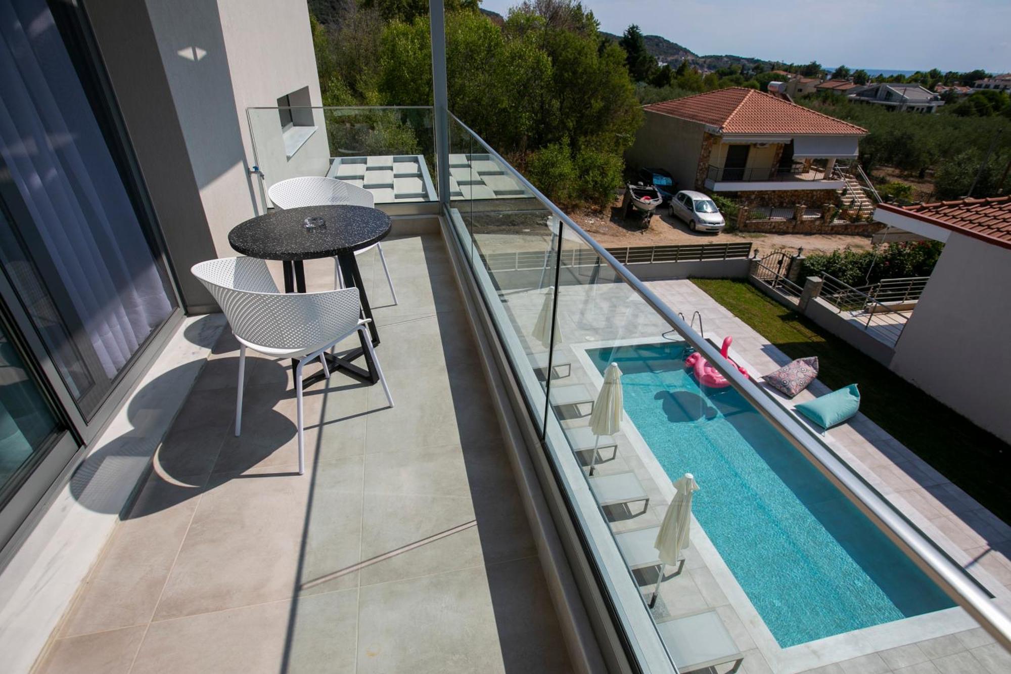 Arodo Aparthotel *