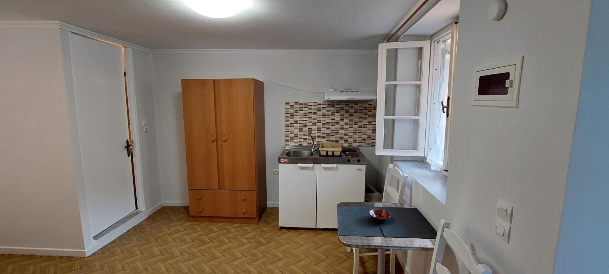 Kerkis Traditional Apartment Drymon