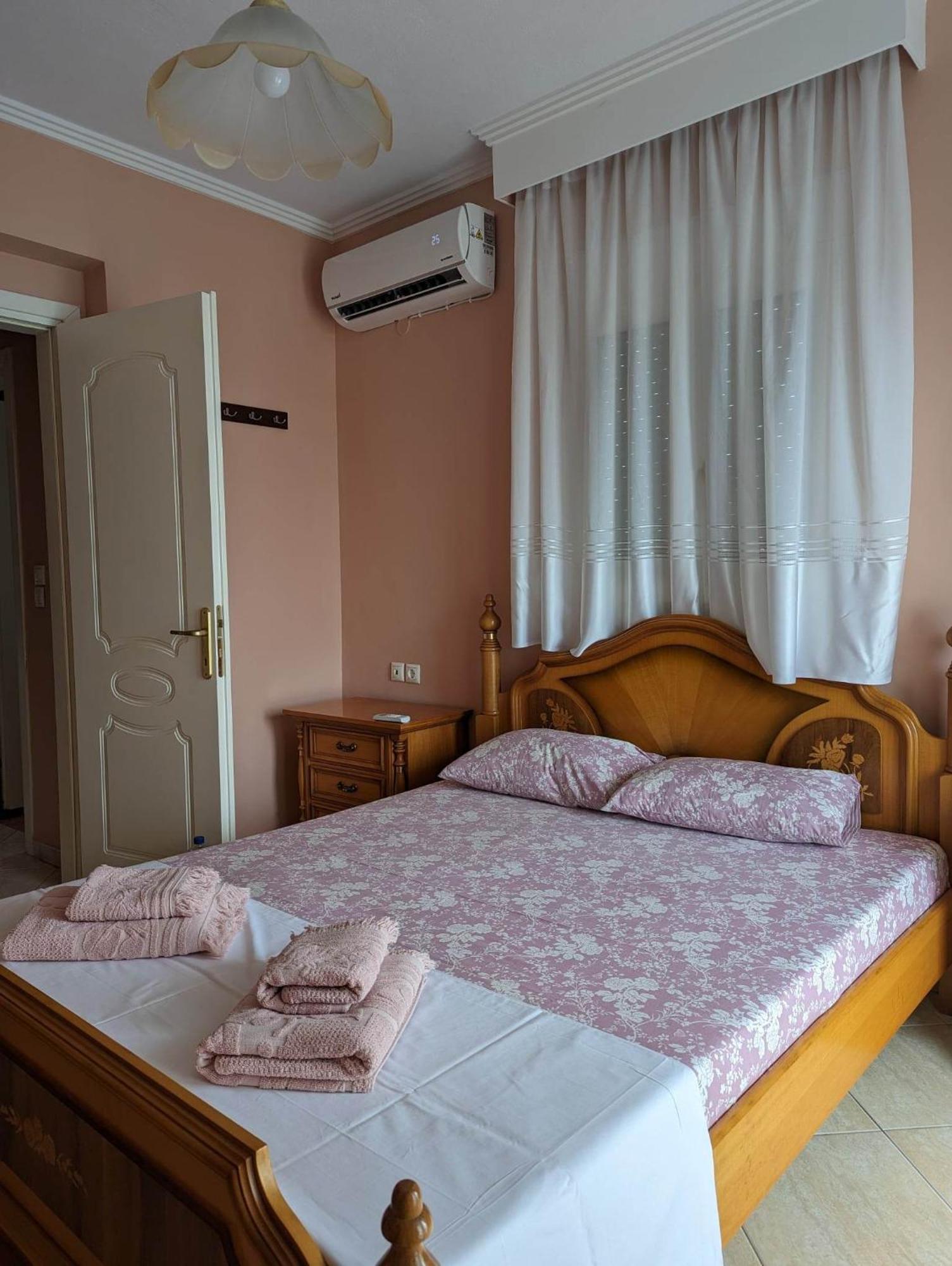 Lichnides Maisonette Mola Kalyva