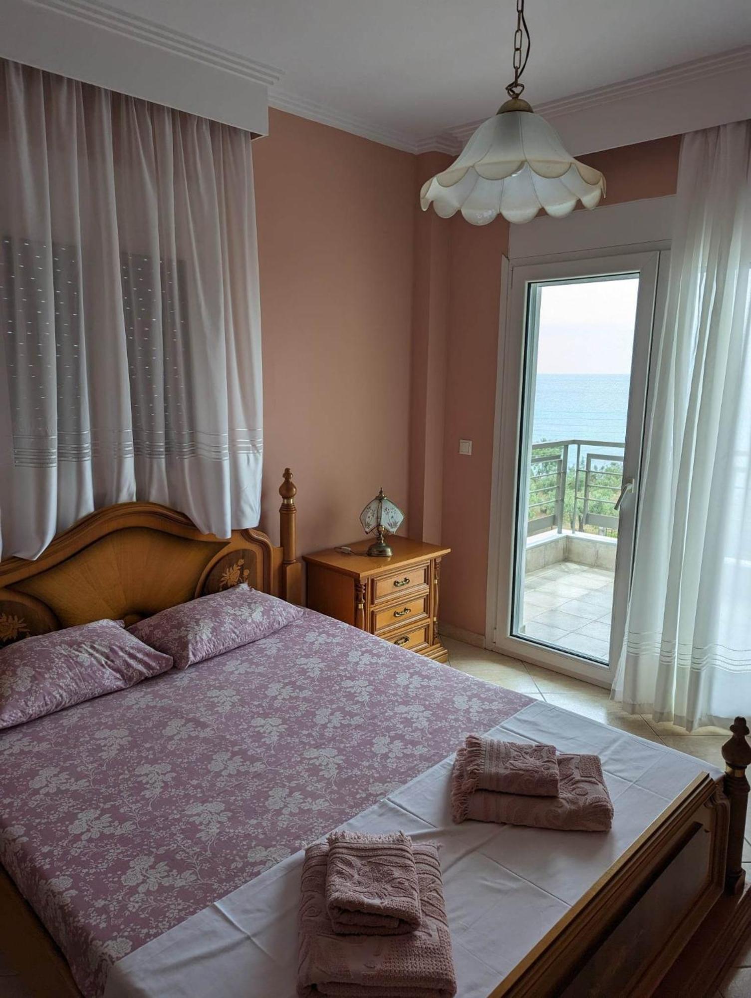 Lichnides Maisonette Mola Kalyva
