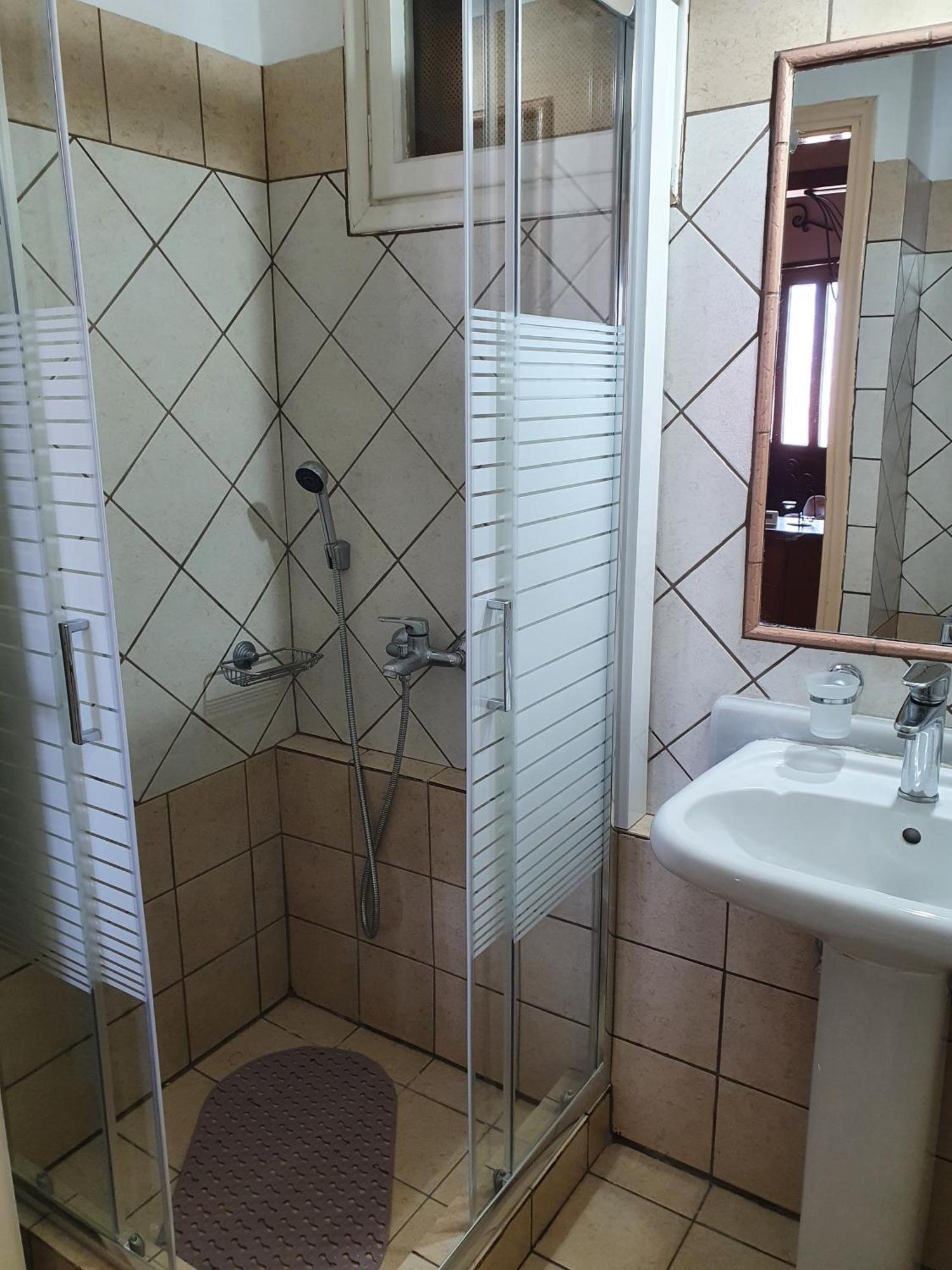 Semeli Guest house