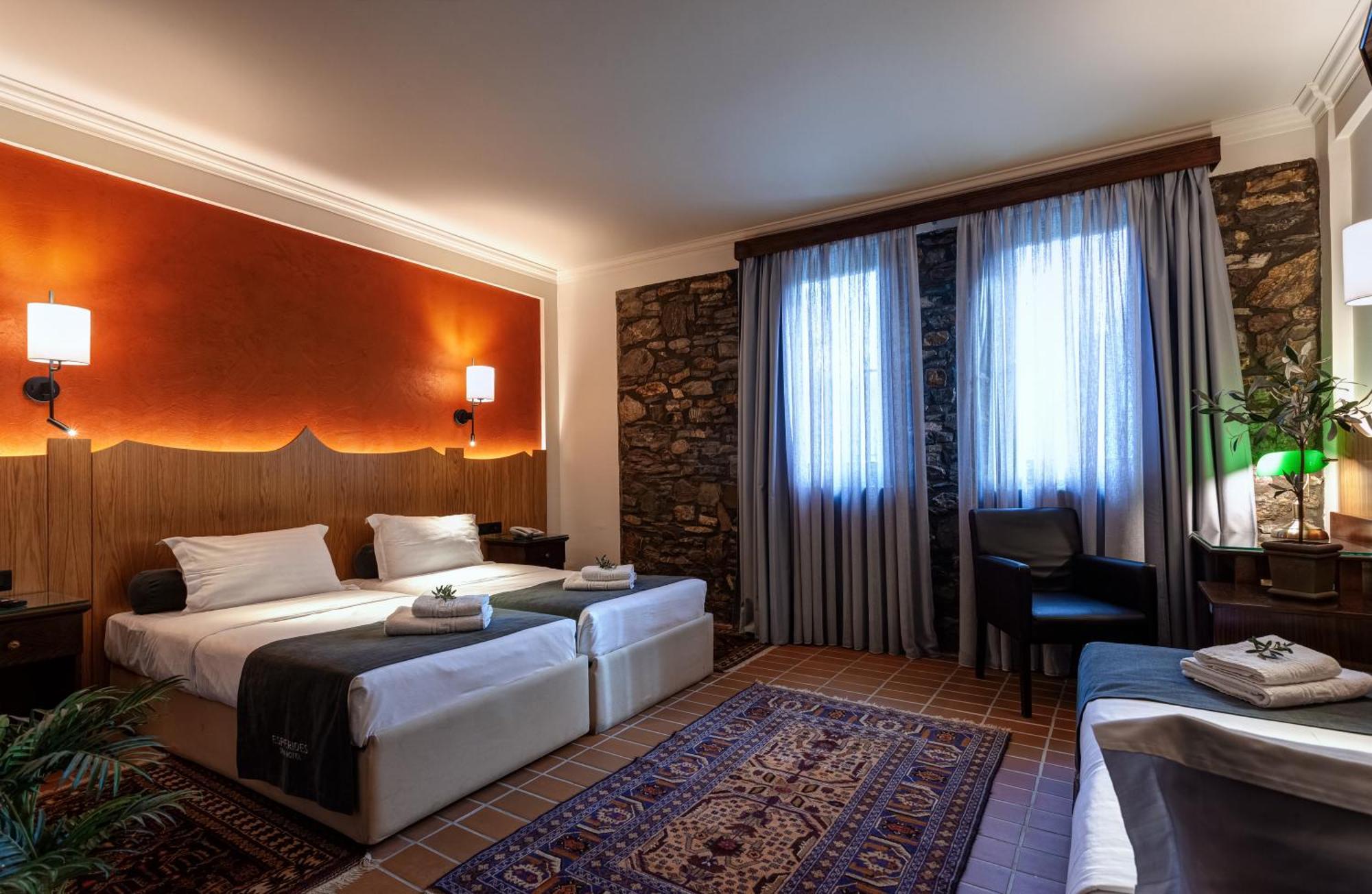 Hotel εσπερίδες