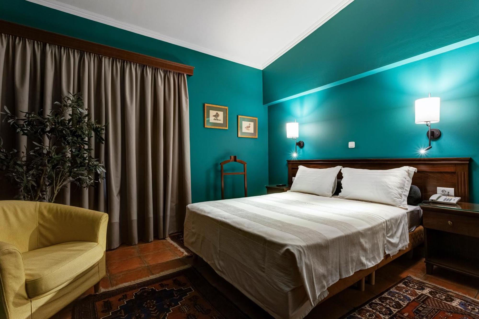 Hotel εσπερίδες