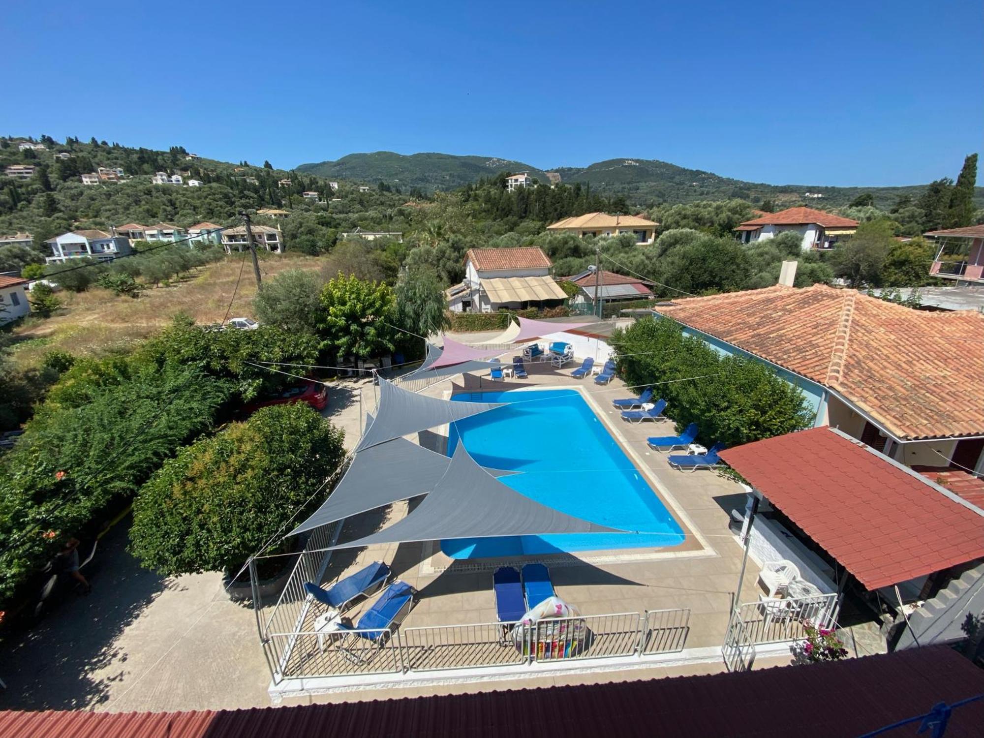 Aparthotel Polyxenis