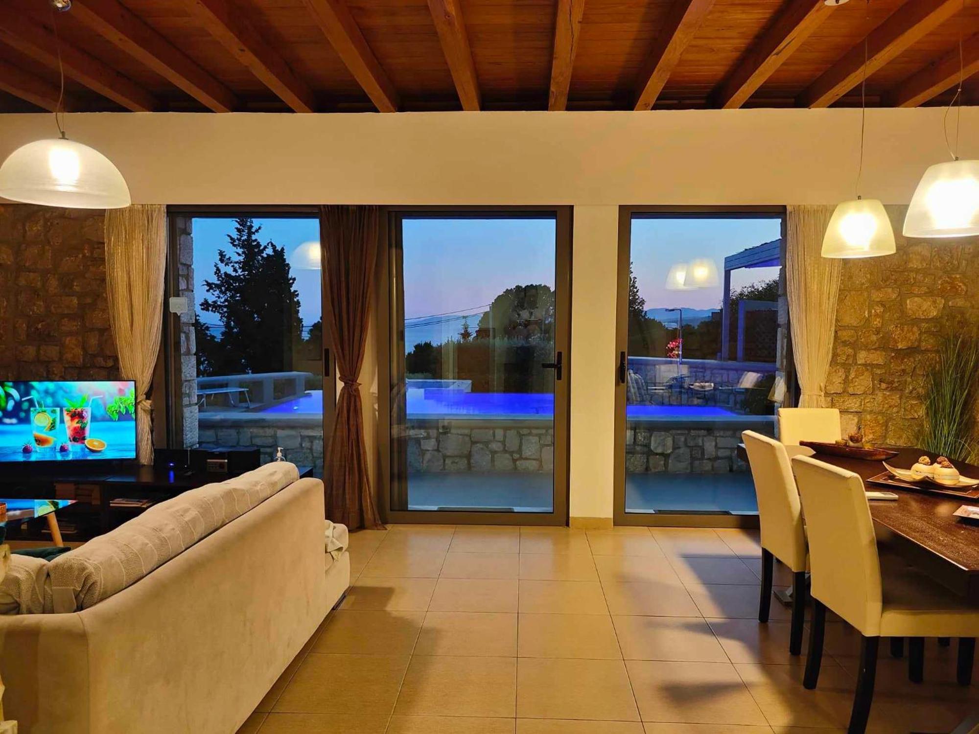 Villa Villa Costamare - Enjoy Lazy Days On The Private Pool-Jacuzzi *