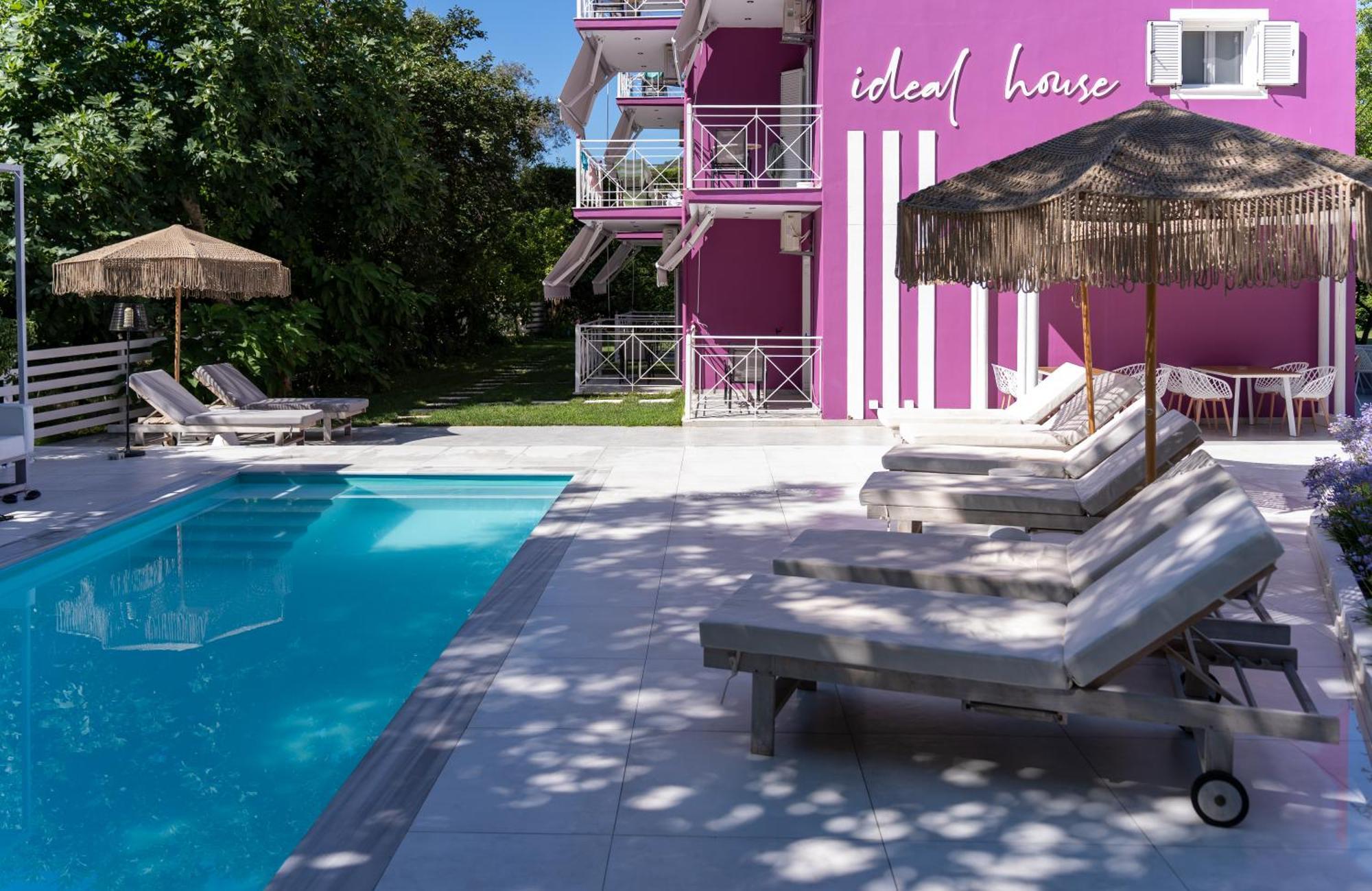 Ideal Boutique * Parga
