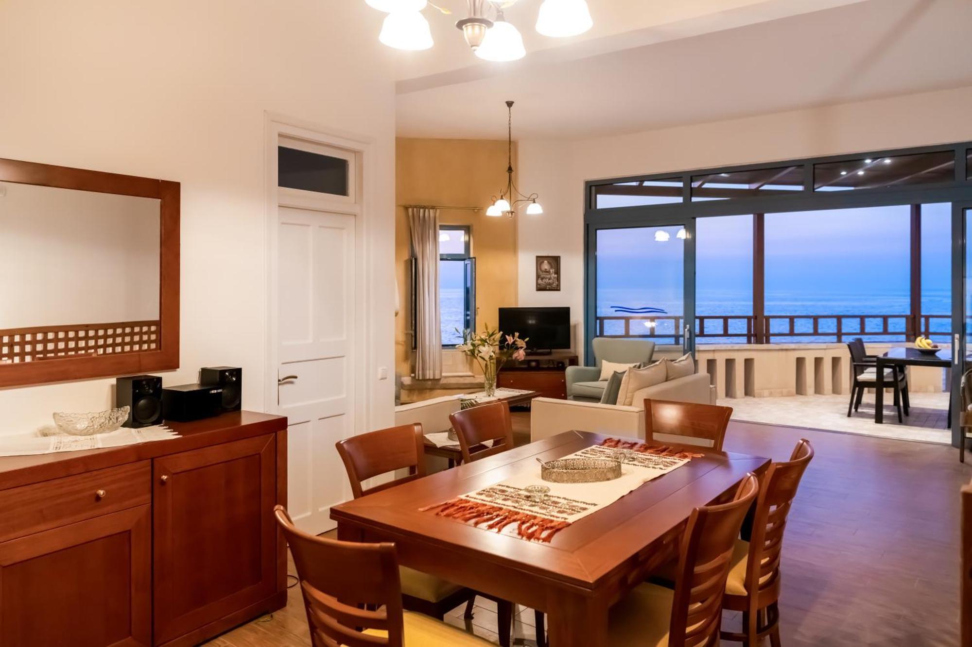 Captain's House &