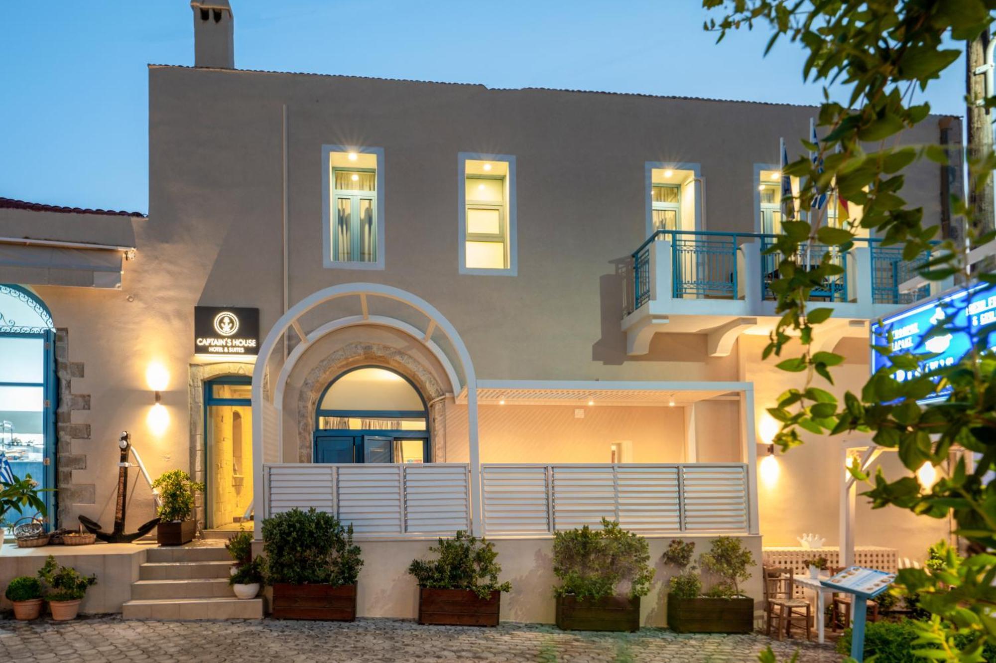 Captain's House & Hotel