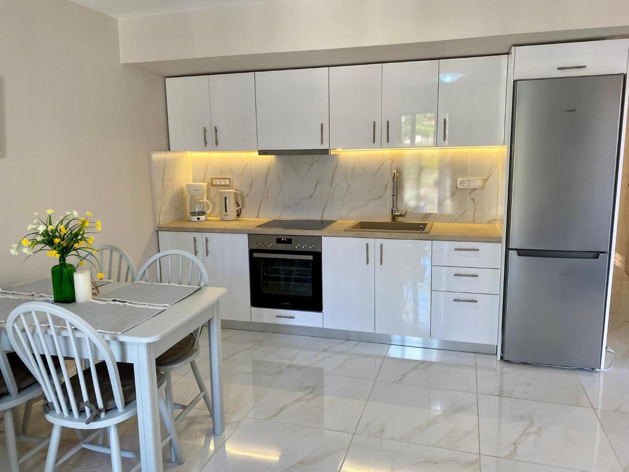 Arian Apartment