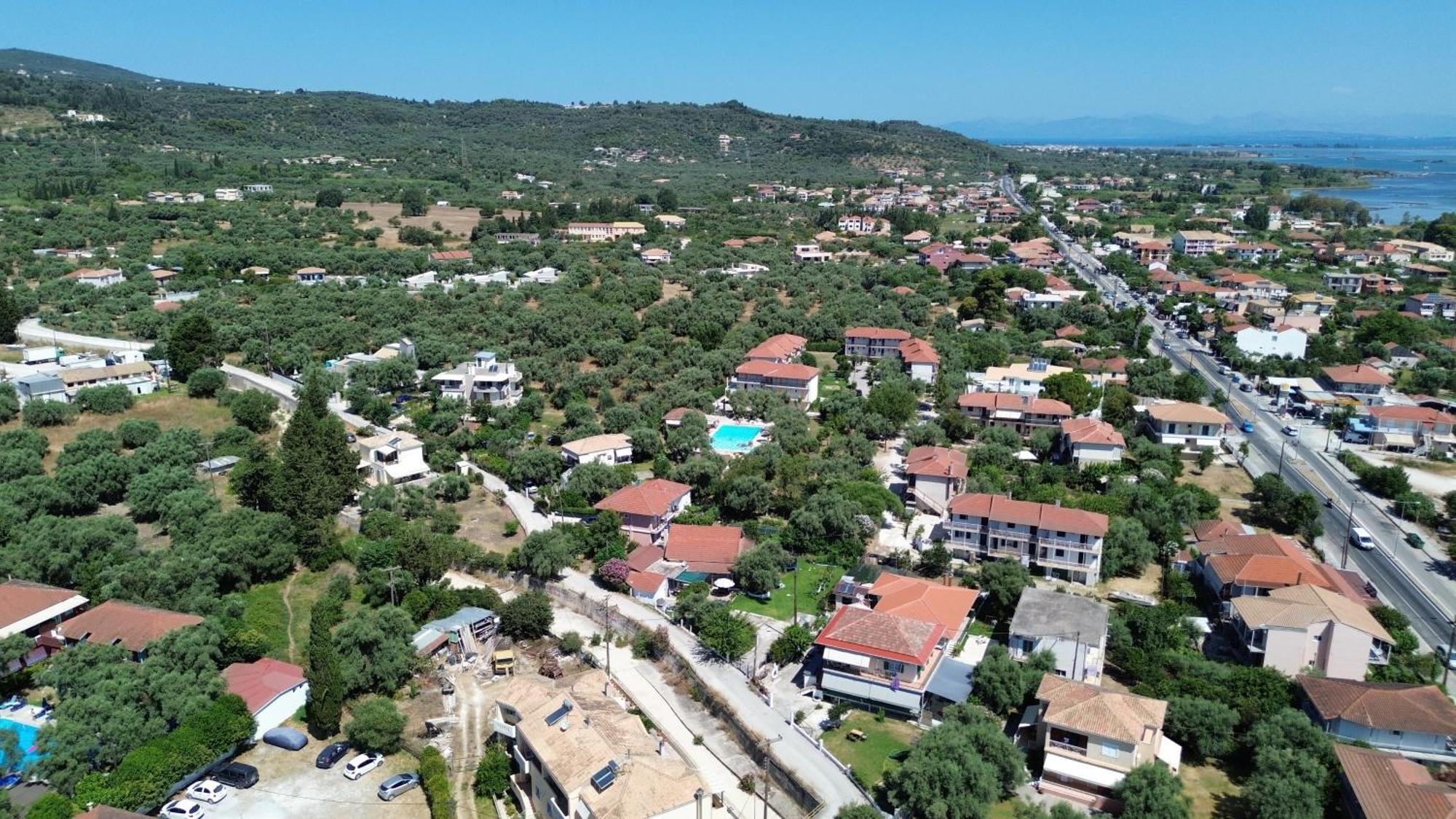 Aparthotel Polyxenis
