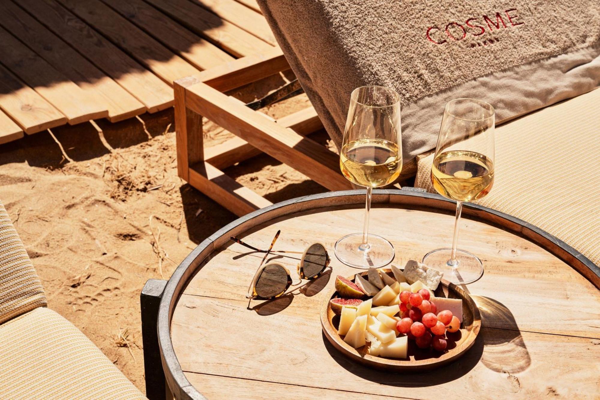 Cosme, A Luxury Collection Resort, Paros Hotel 5*