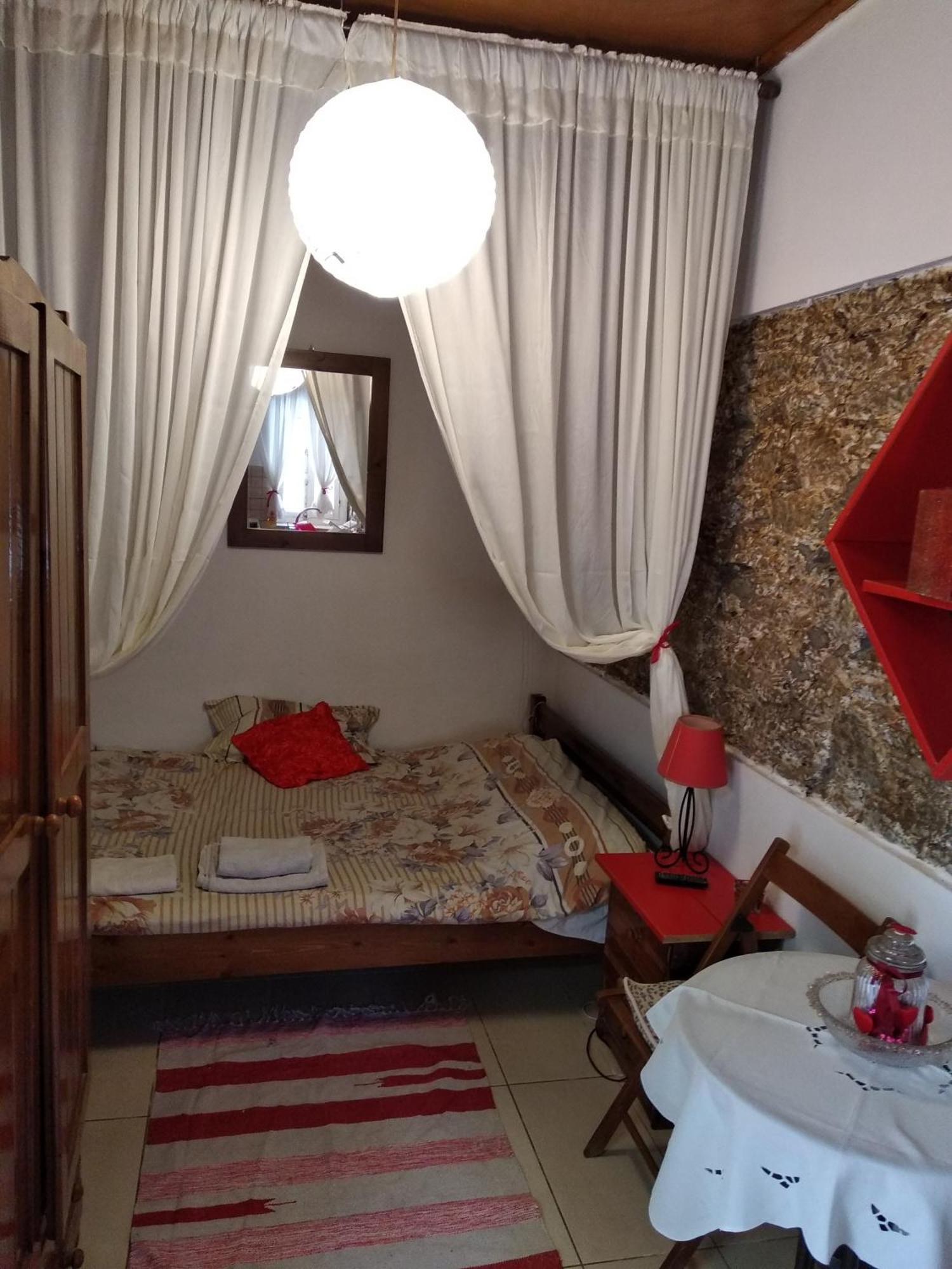 Apartment Small Sweet Romantic *