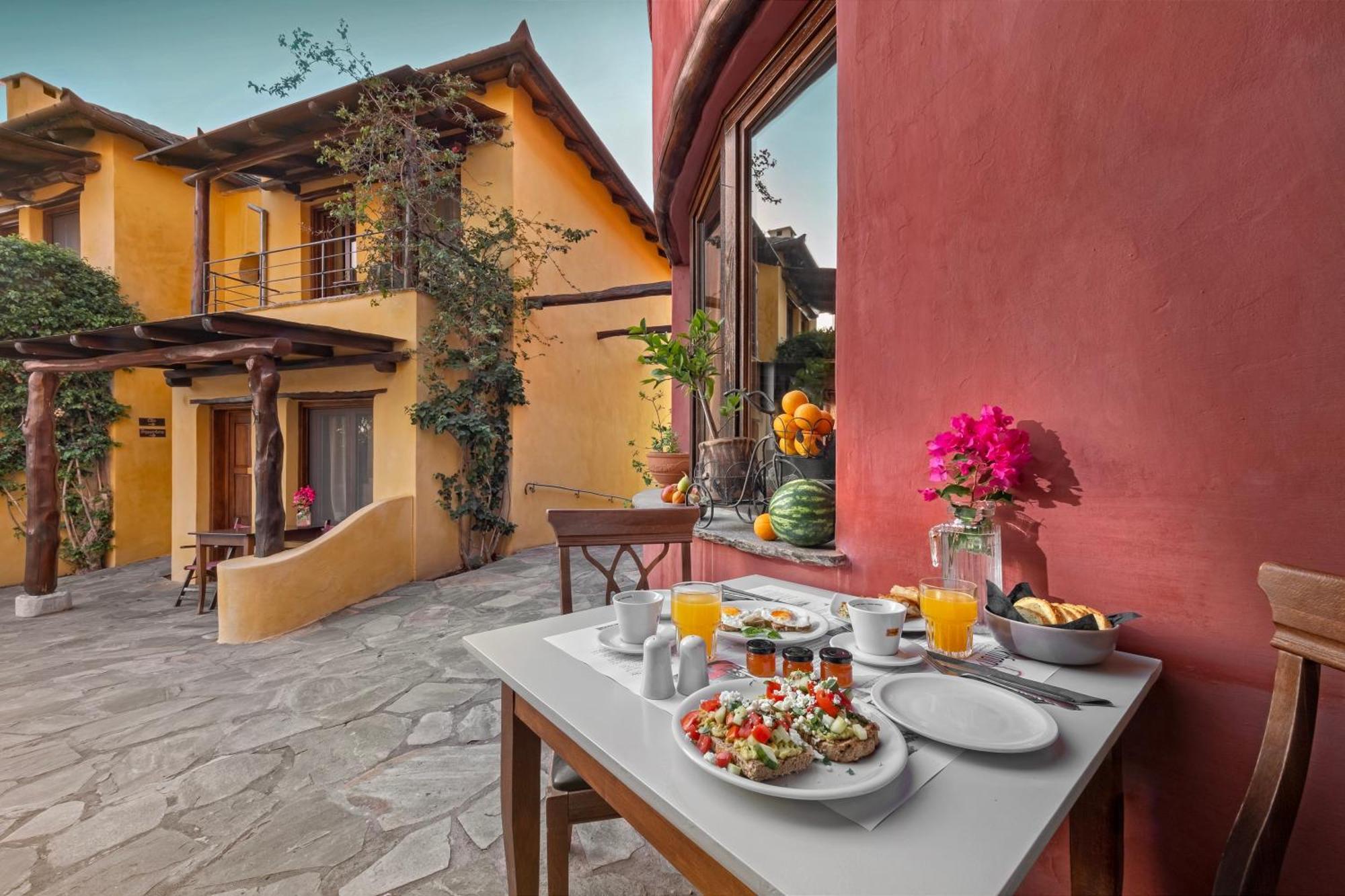 Alkifron Aparthotel Kala Nera