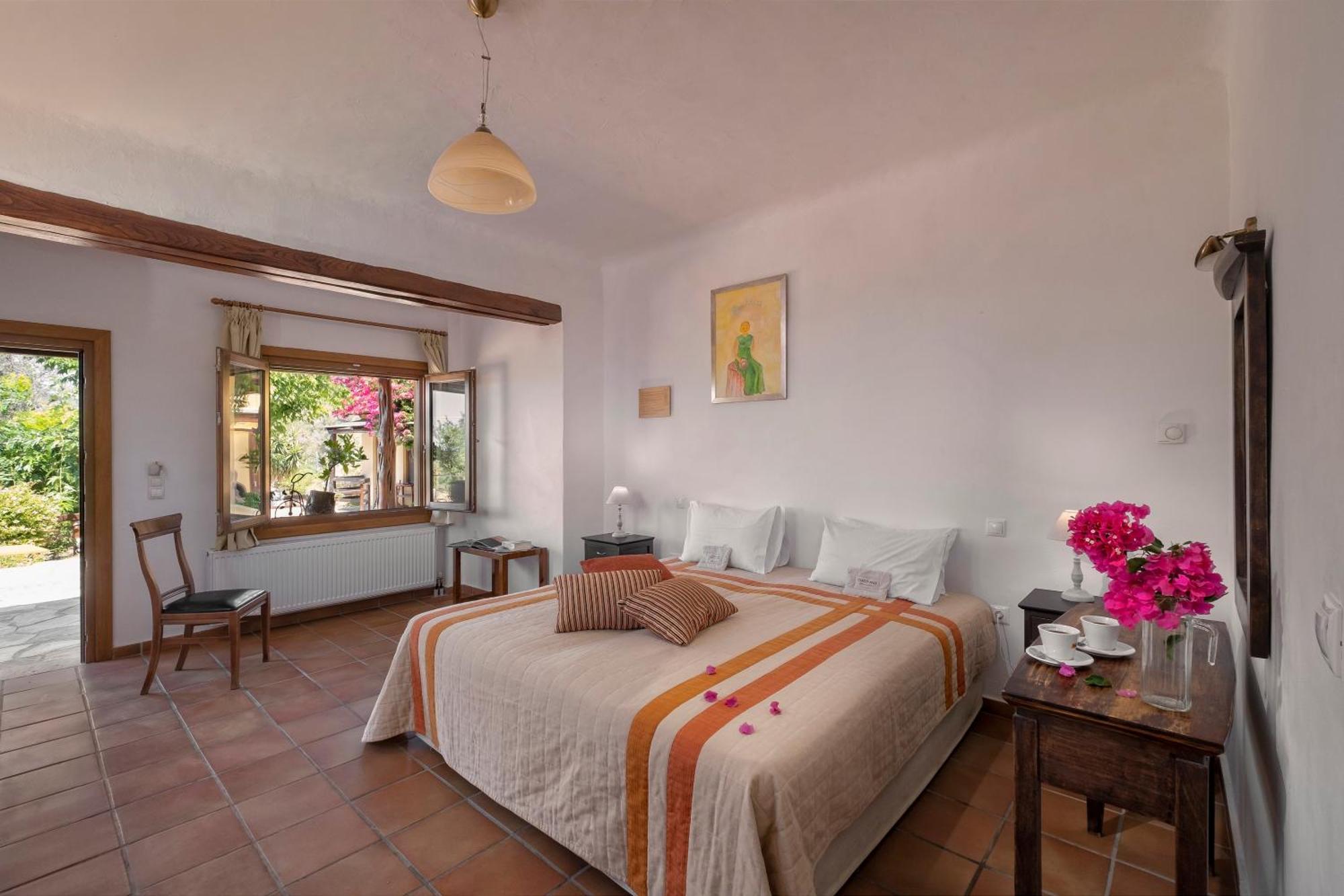 Aparthotel Alkifron 2*