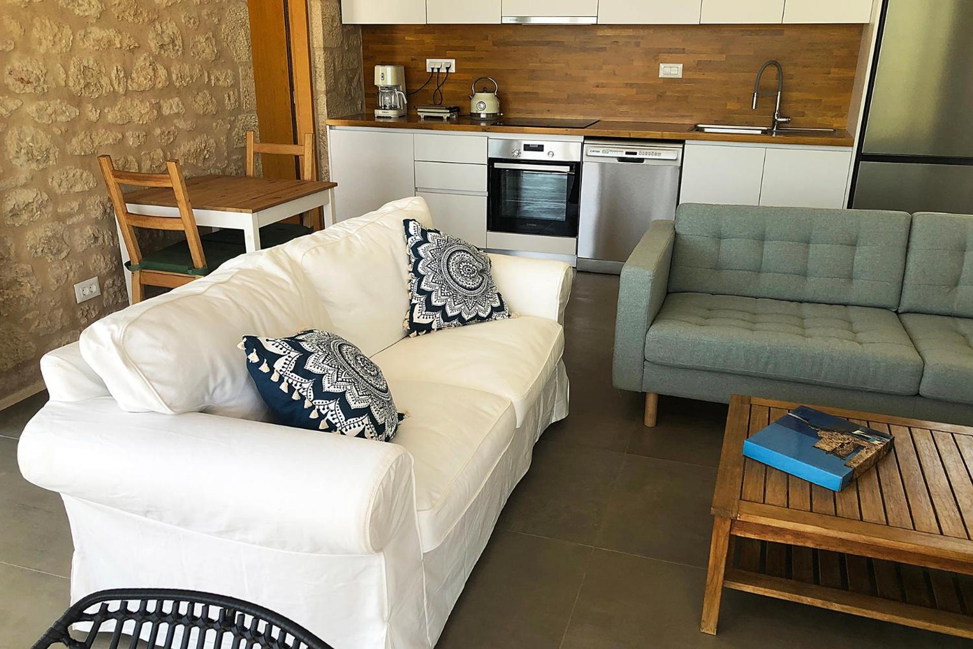 Riverstone With Private Pools Villa Levktron