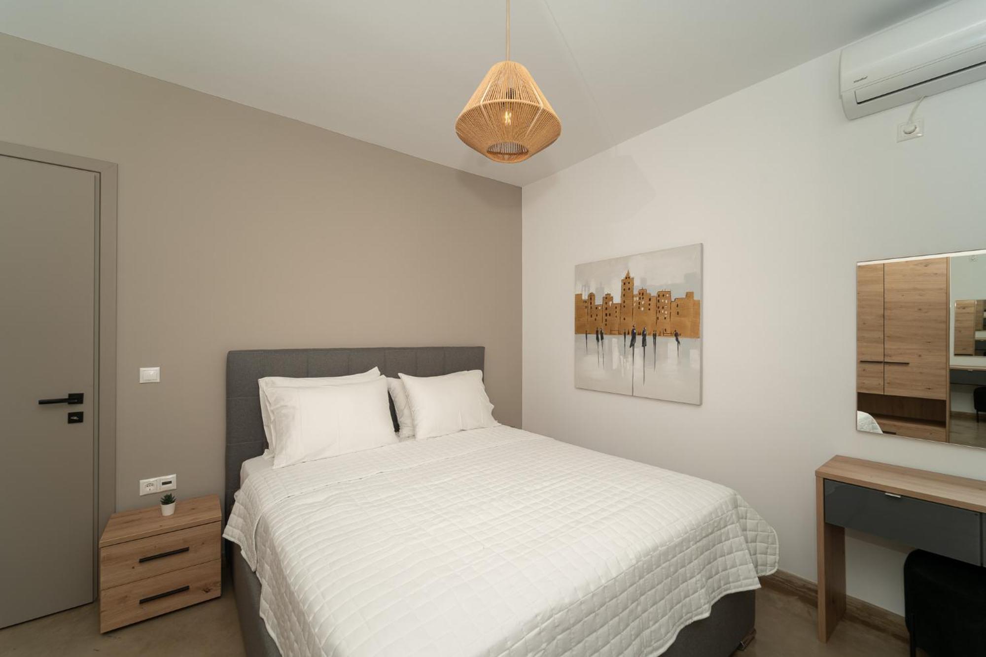 Hotel Lithos Finikounta