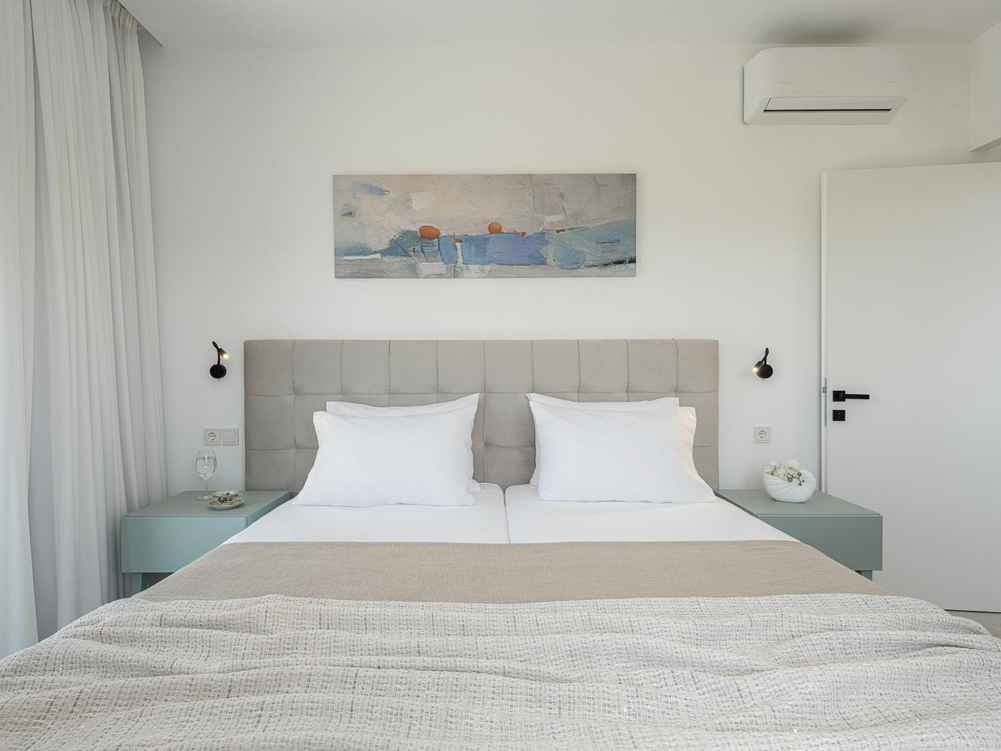 Avrilia Seaside Heated Pool Villa Almyrida (Crete)
