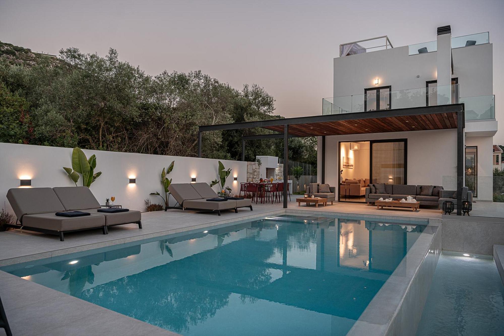 Avrilia Seaside Heated Pool