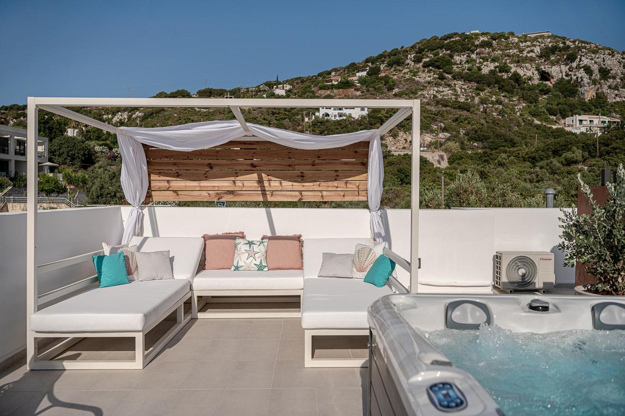 Avrilia Seaside Heated Pool Almyrida (Crete)