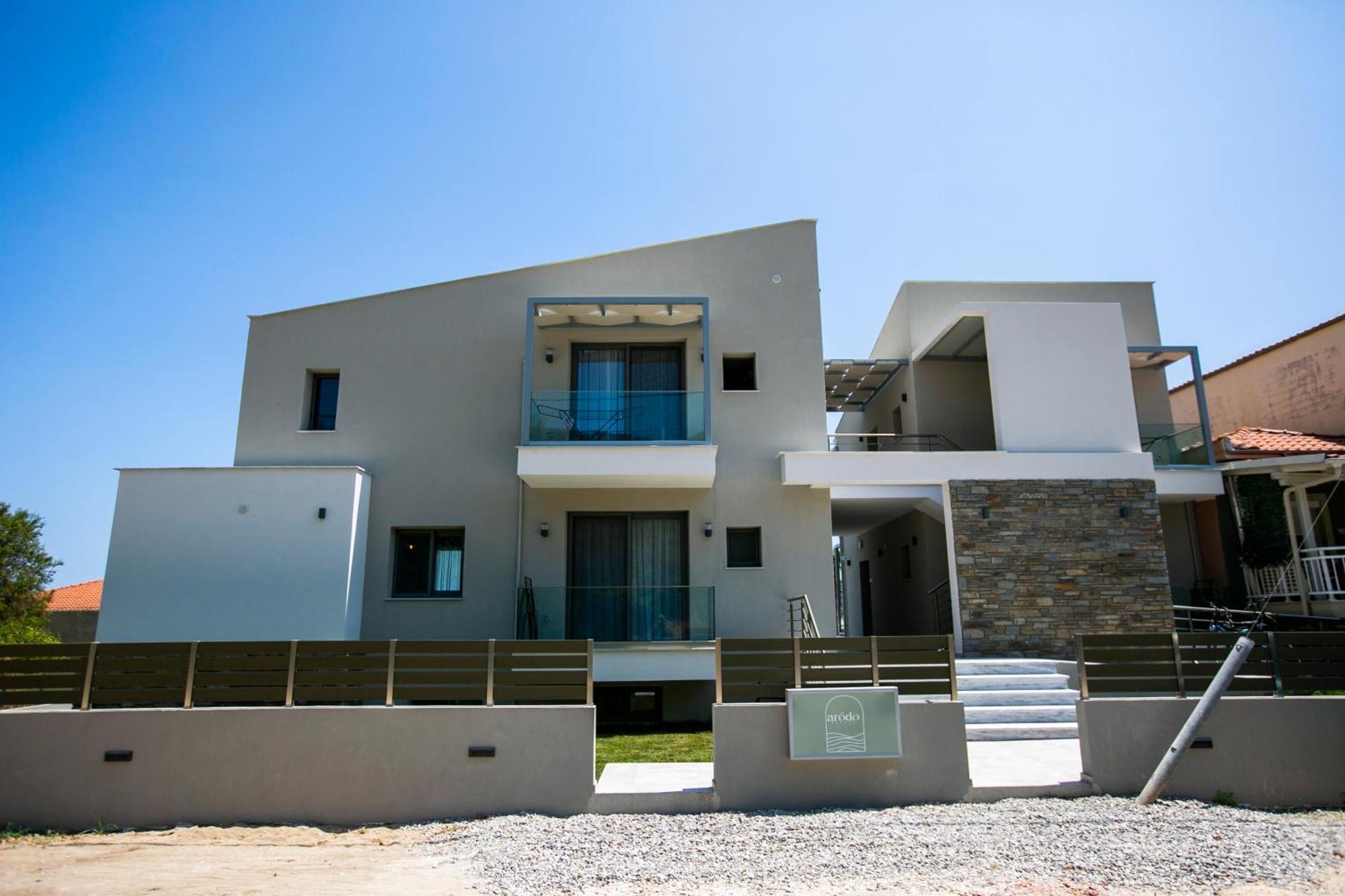Arodo Aparthotel