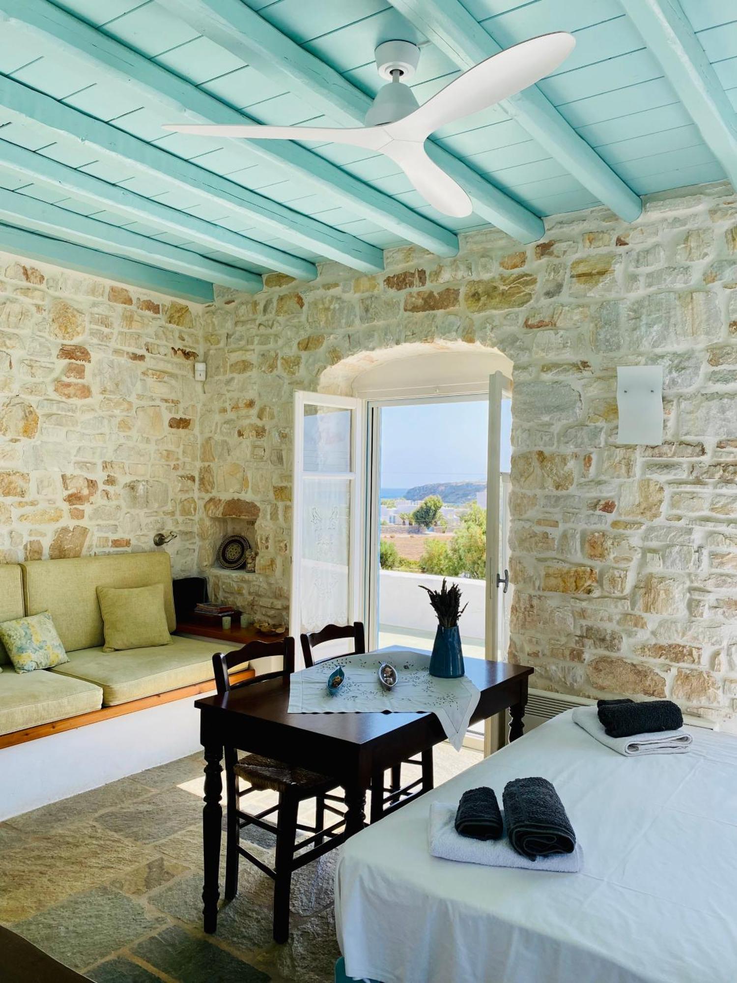 Apartment Santa Maria Traditional Stone