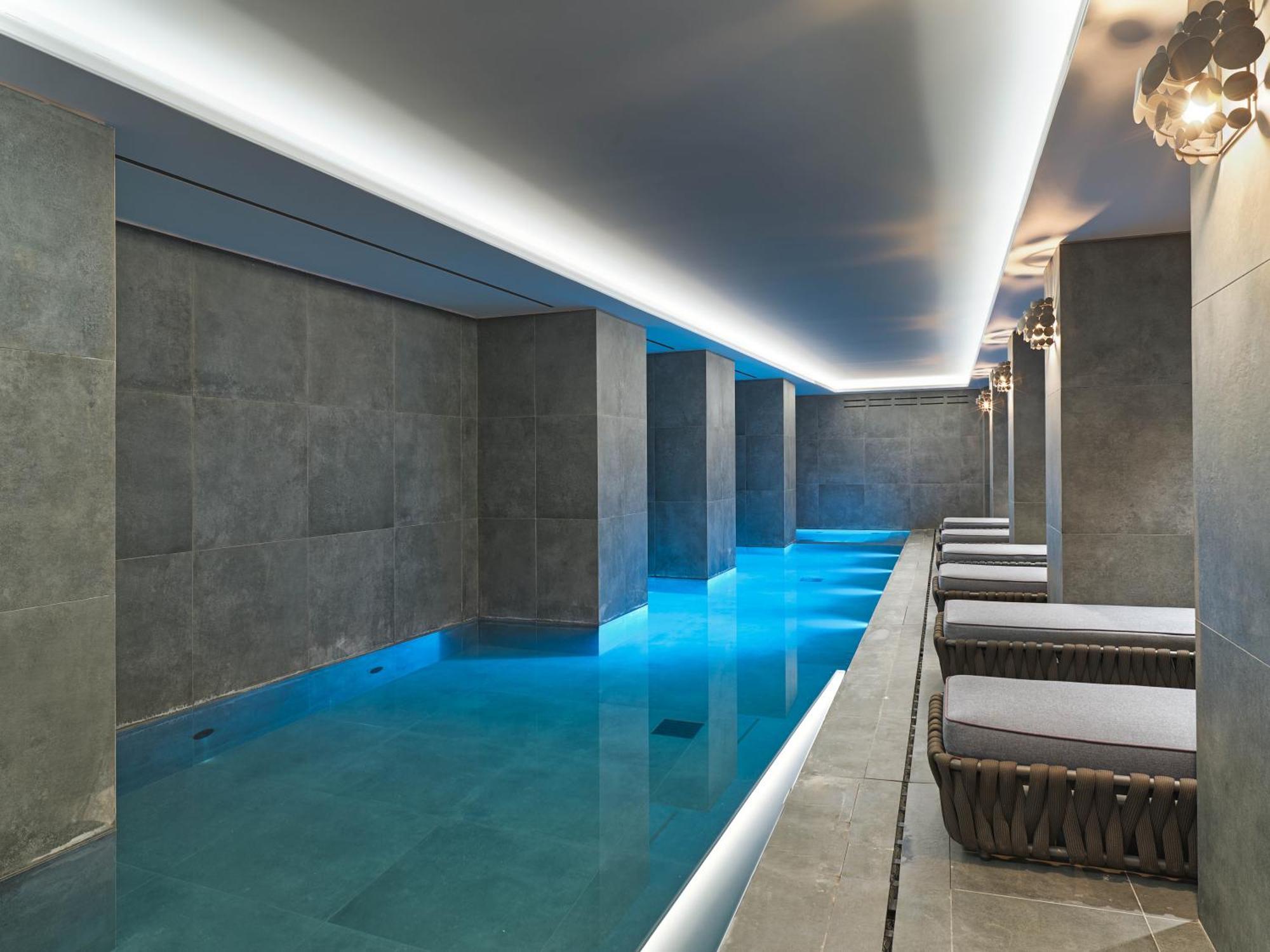 Nyx Esperia Palace By Leonardo 5* Athens
