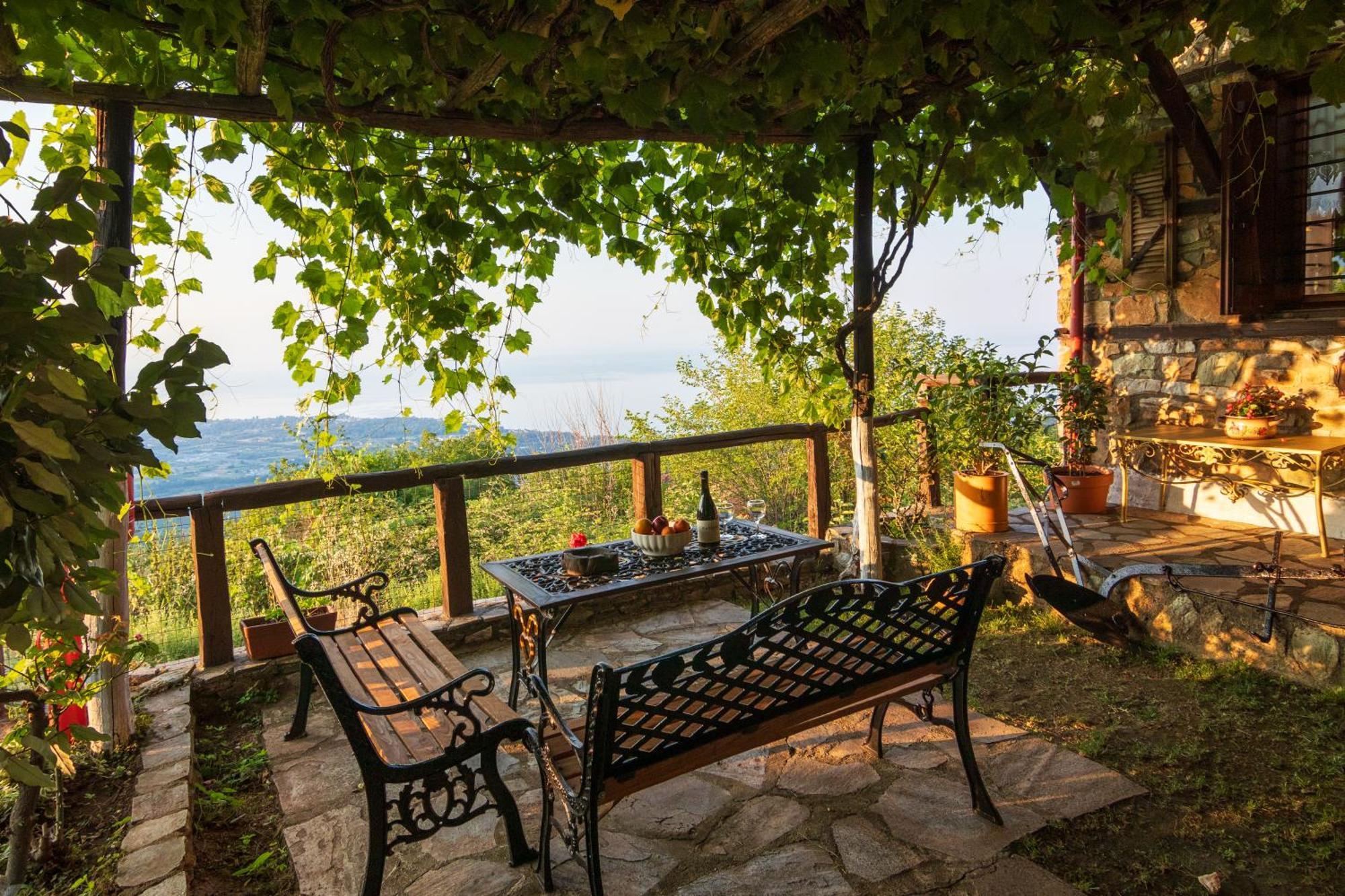 Oneiro Guest house *