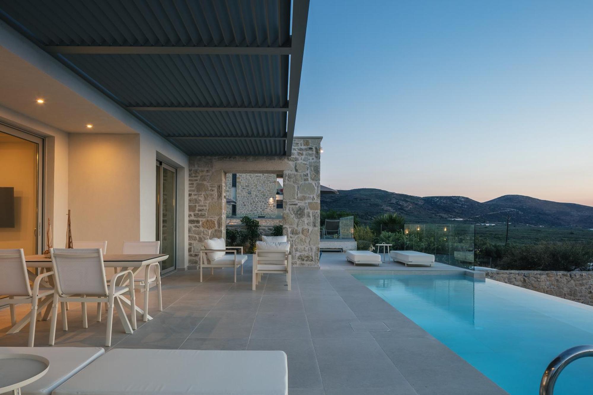 Aparthotel Petras *