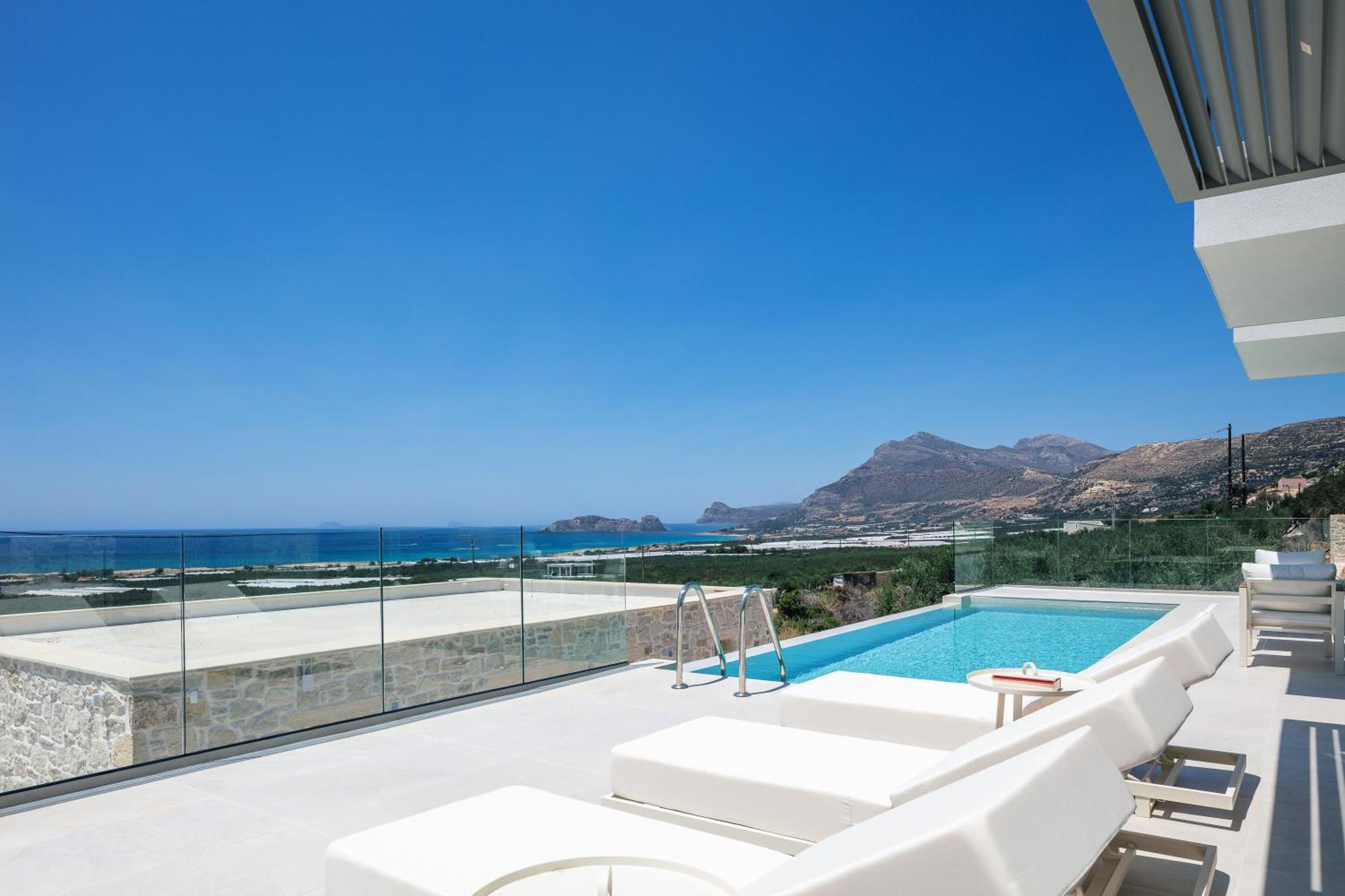 Petras Aparthotel *
