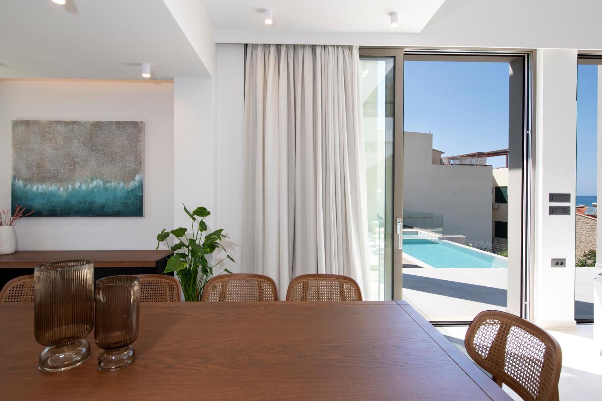 Manu Luxury Living * Stalos