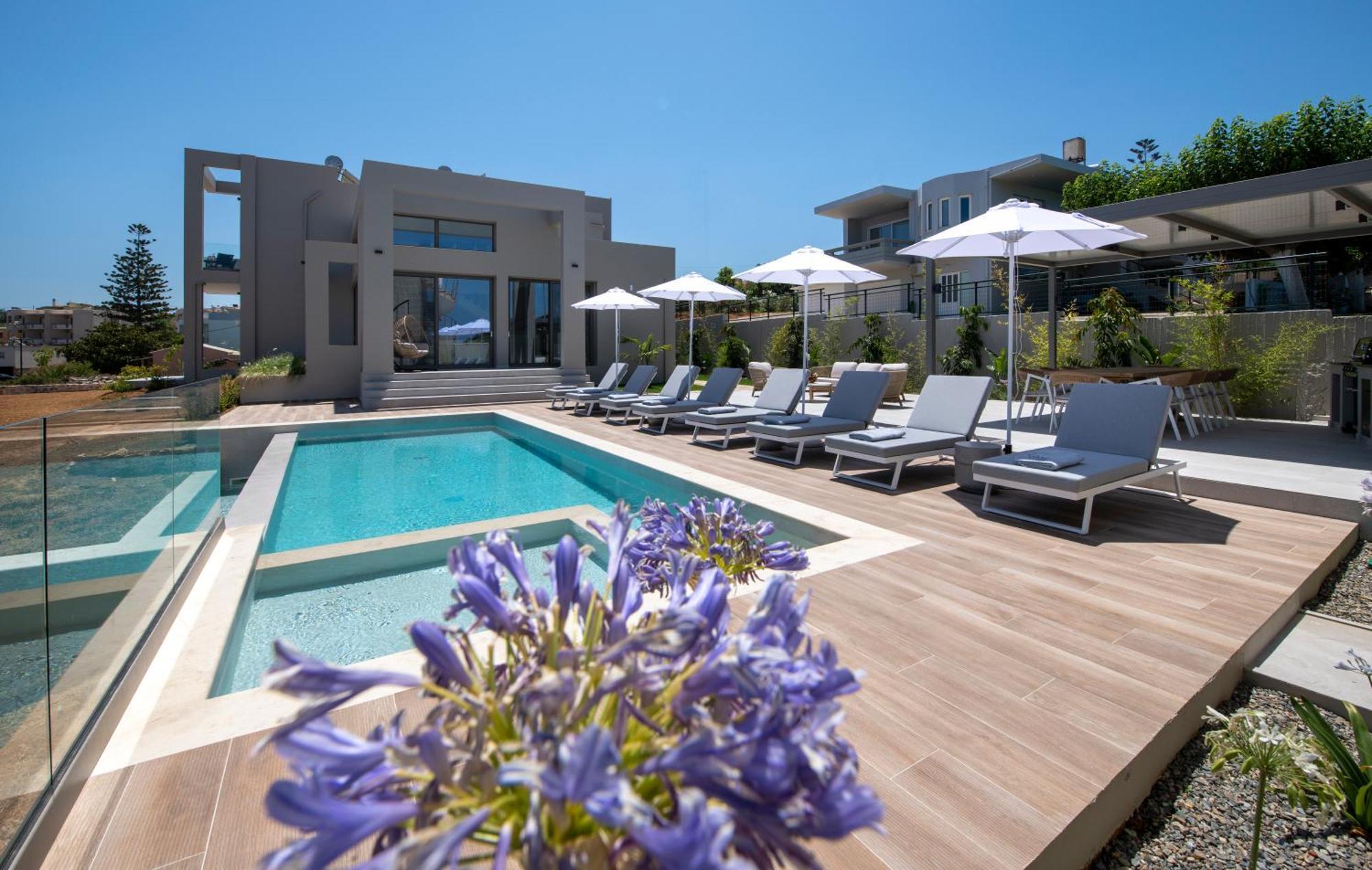 Manu Luxury Living * Stalos