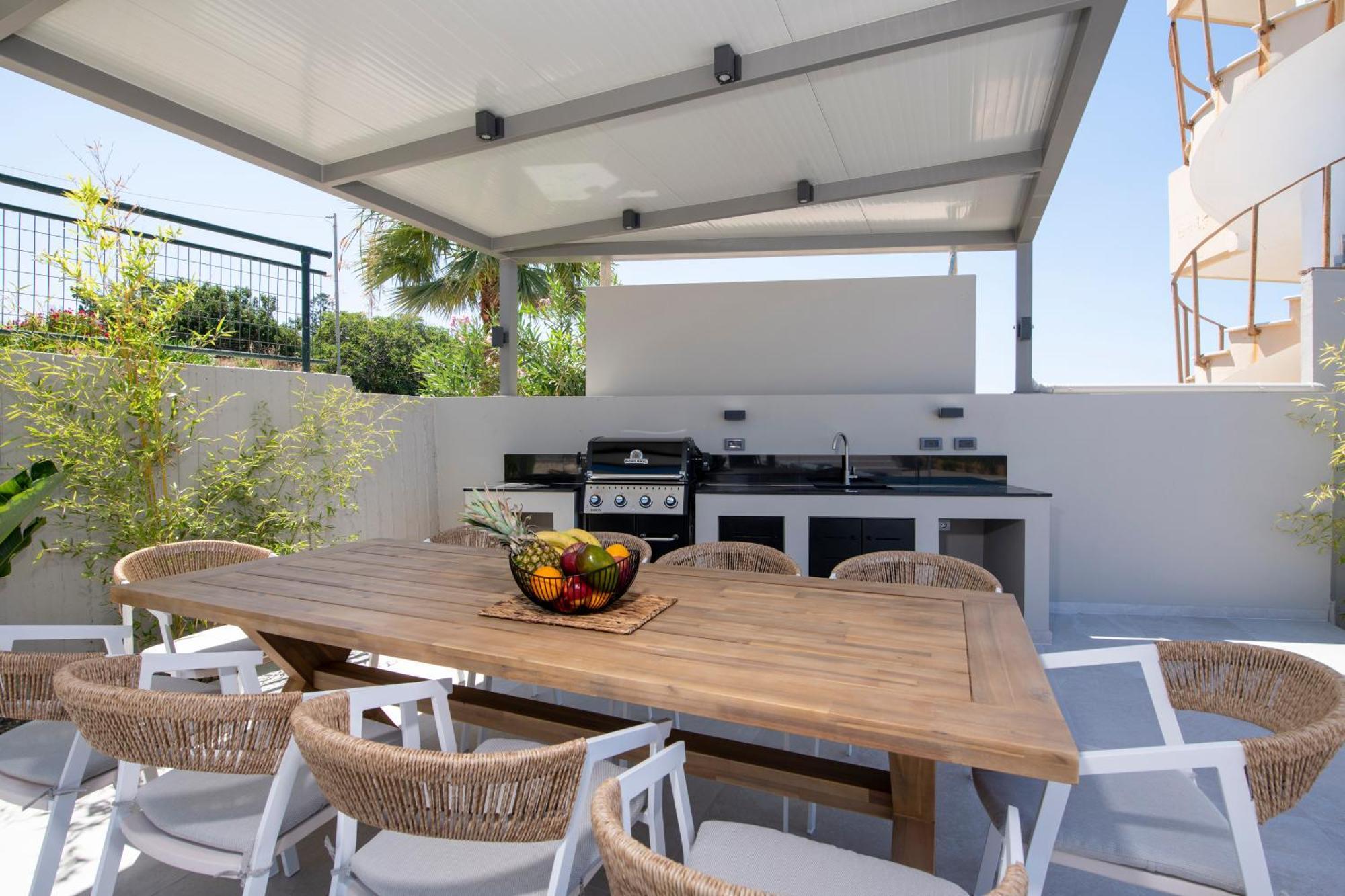 Manu Luxury Living * Stalos