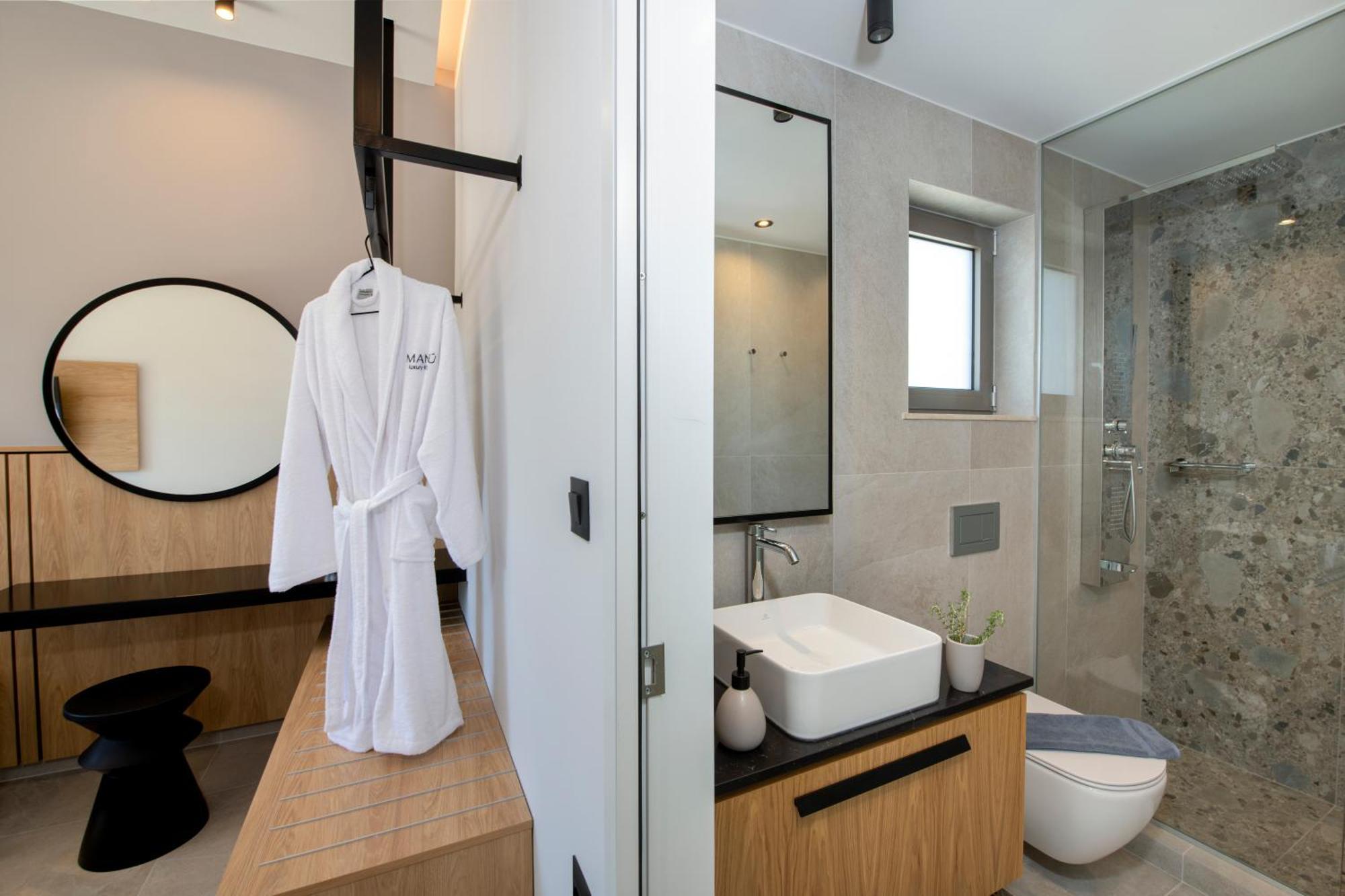 Villa Manu Luxury Living *