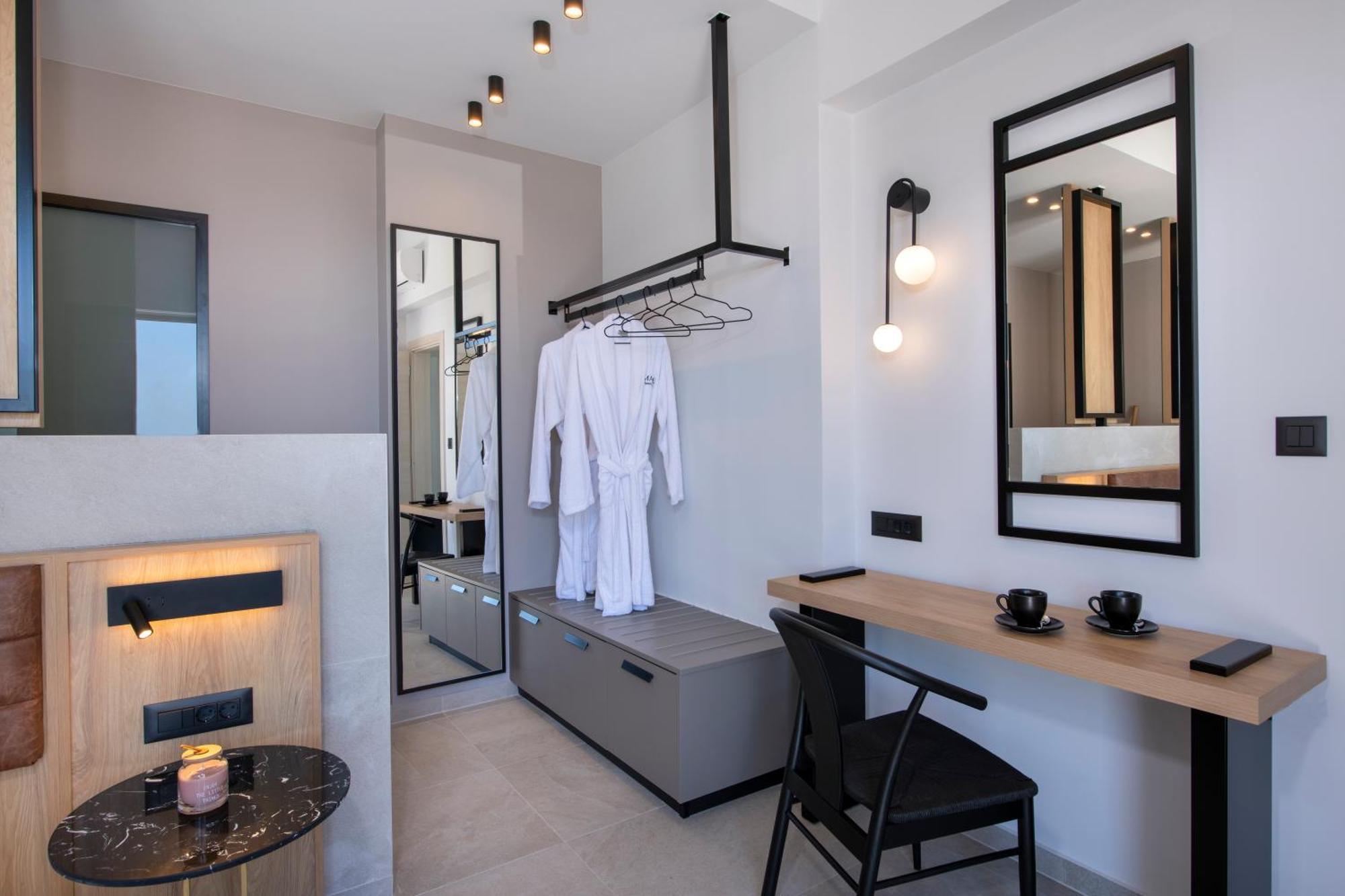 Manu Luxury Living