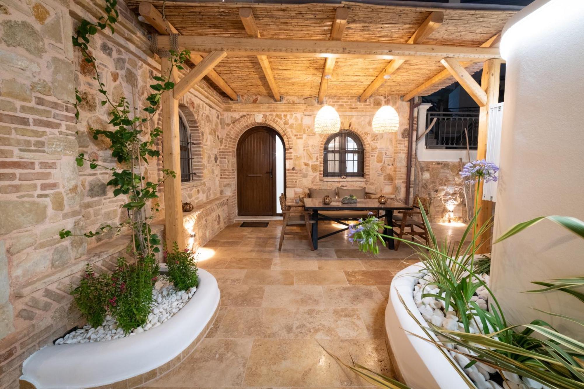 Domus Luxury Holiday home Parga