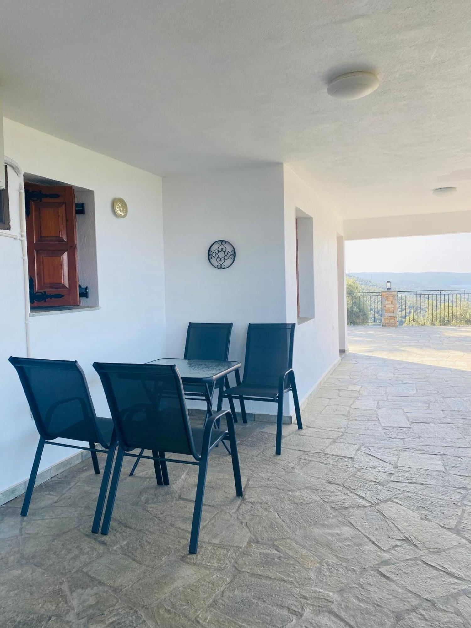 Sun Touch Pelion Kala Nera