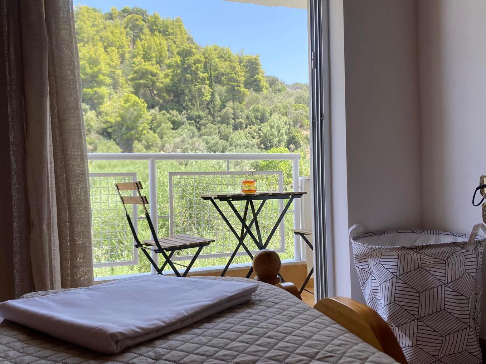 Homonatura. Sense Of Native Living. Apartment Pyrgos (Elis)