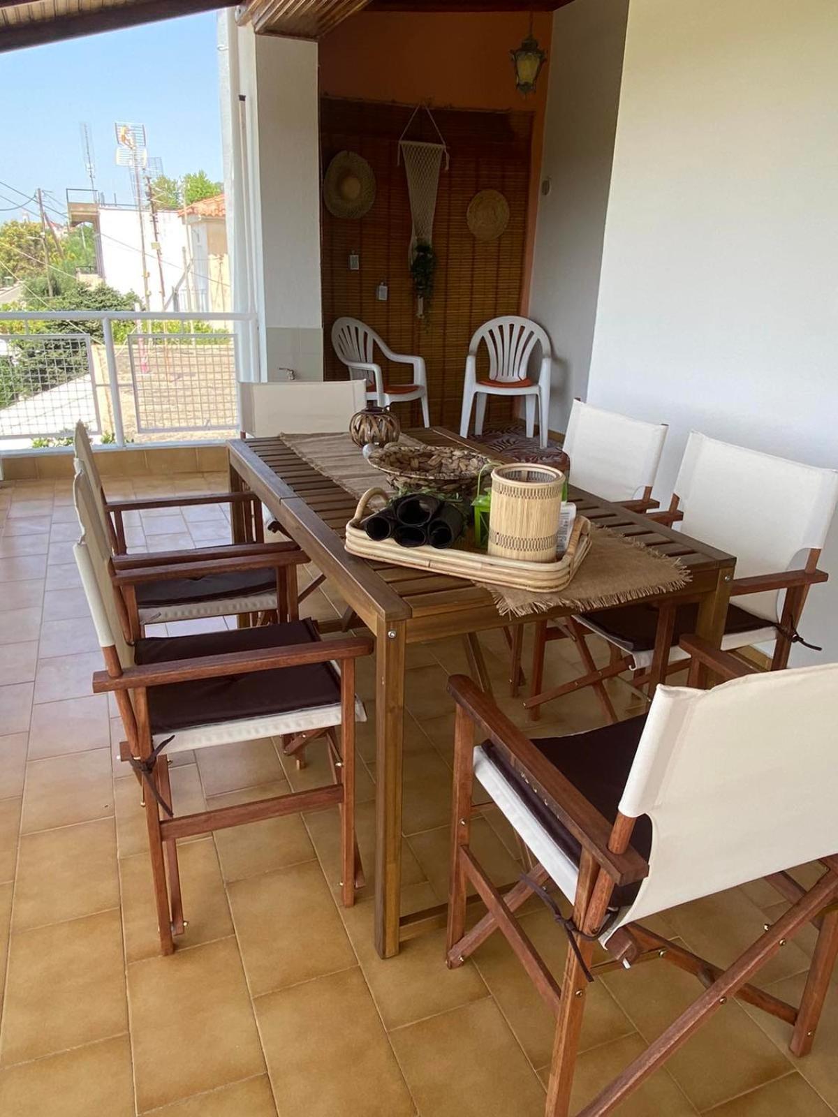 Homonatura. Sense Of Native Living. Apartment Pyrgos (Elis)