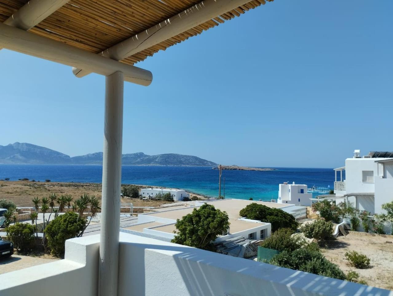 Paradise (adults Only) 3*