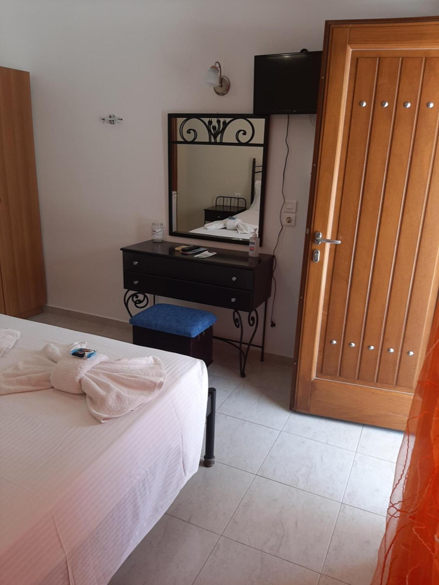 Aparthotel Voula