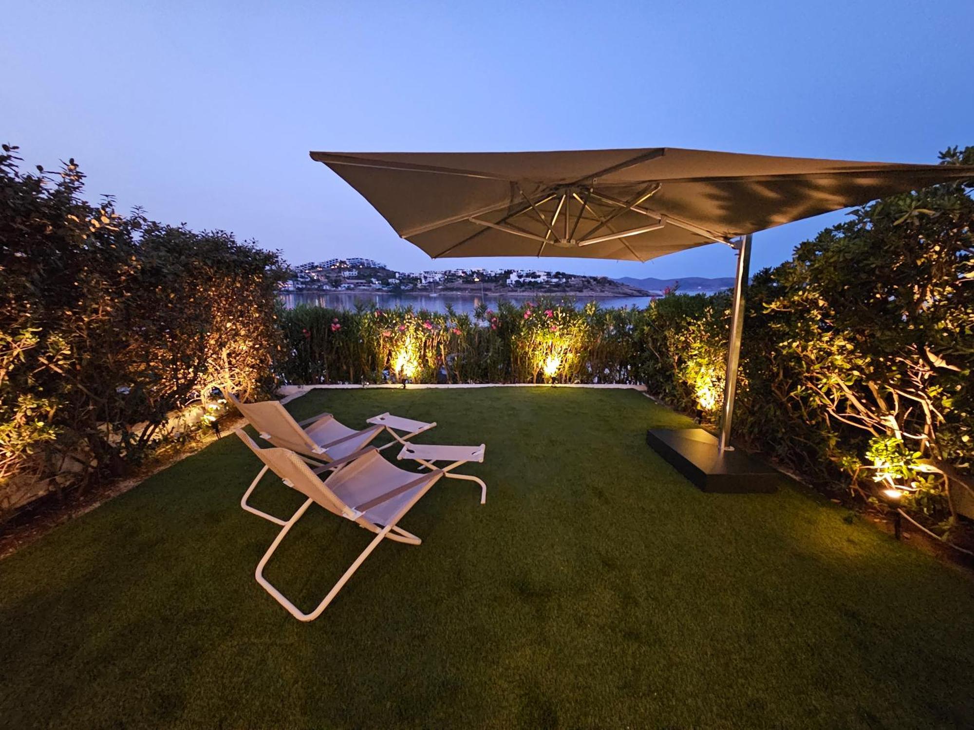 Villa Sounio - Waterfront Luxury Pounta Zeza 170 Sqm On Private