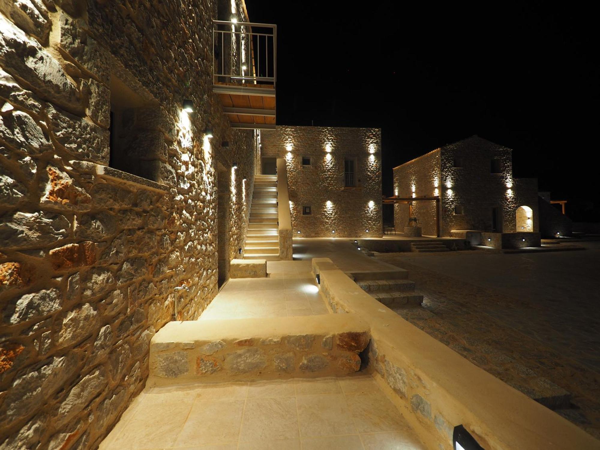 Terra Di Pietra Exclusive &