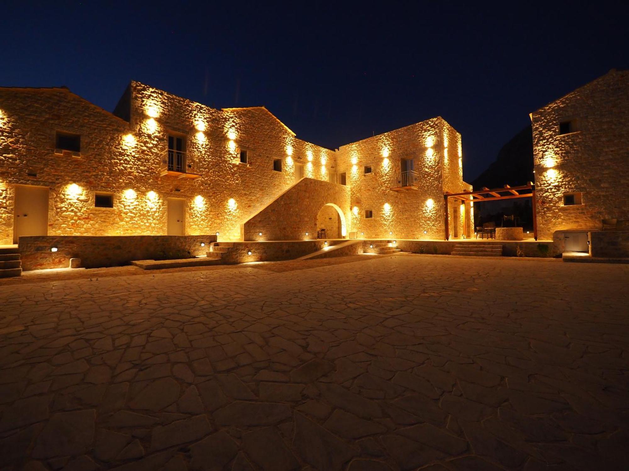 Terra Di Pietra Exclusive & Aparthotel Areopoli