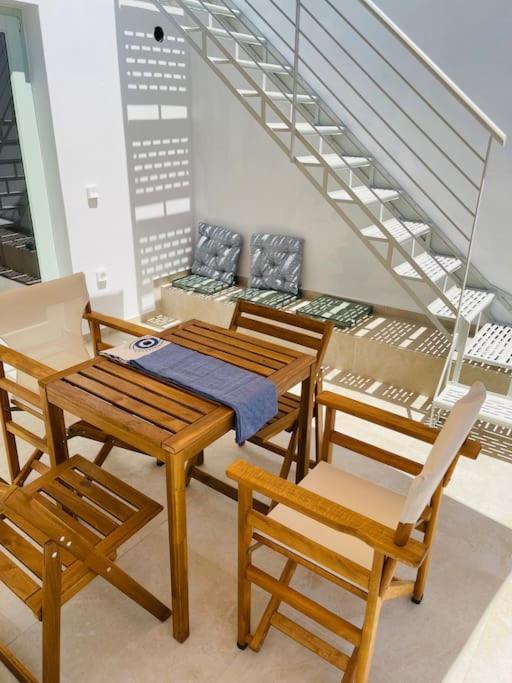 Double Terrace Seaview House *