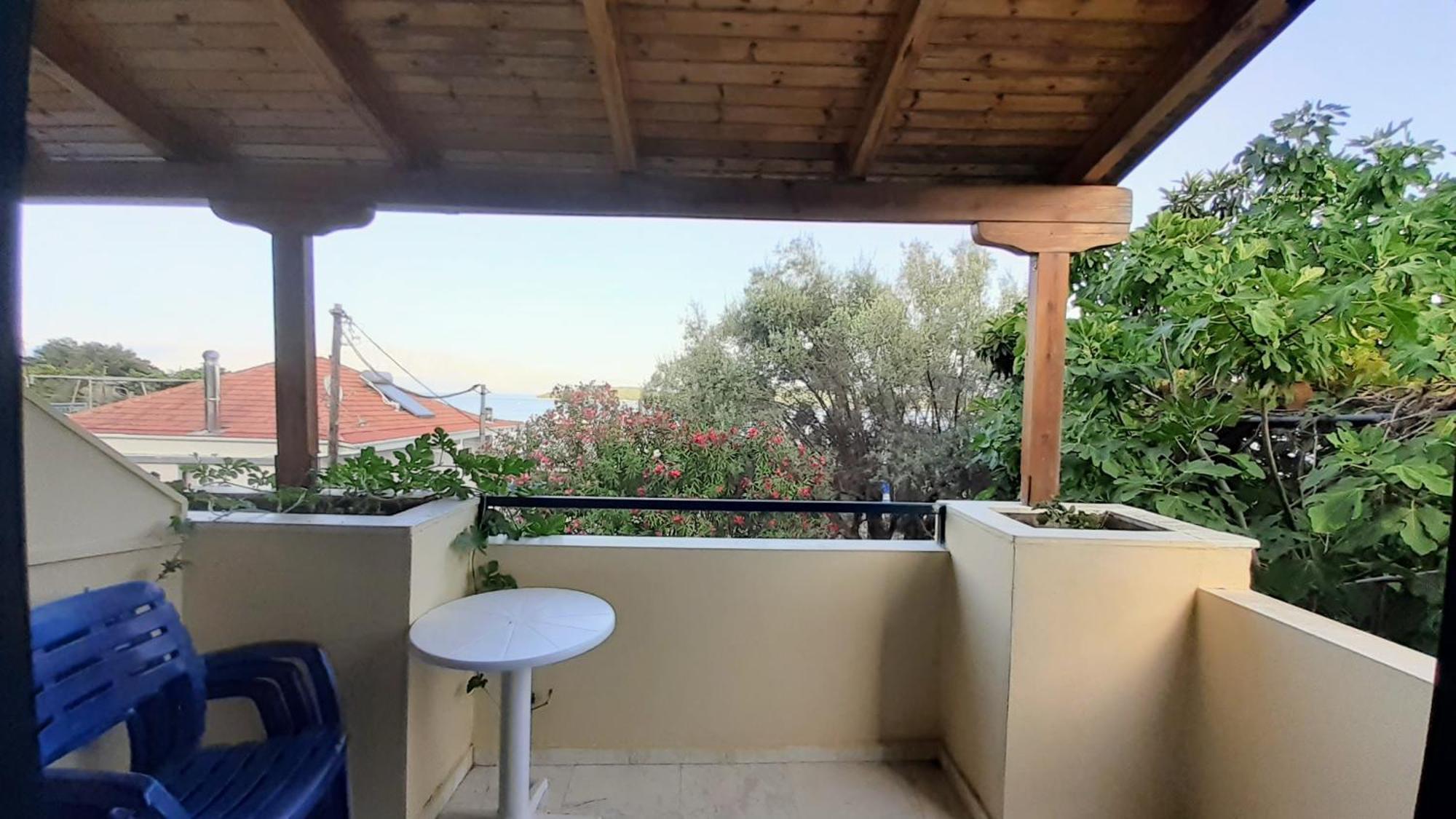 Hotel Niras 2*