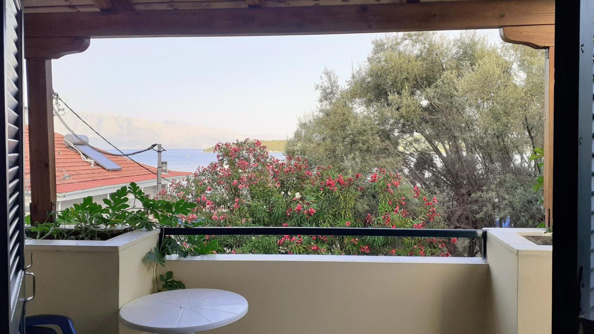 Niras 2* Nydri (Lefkada)