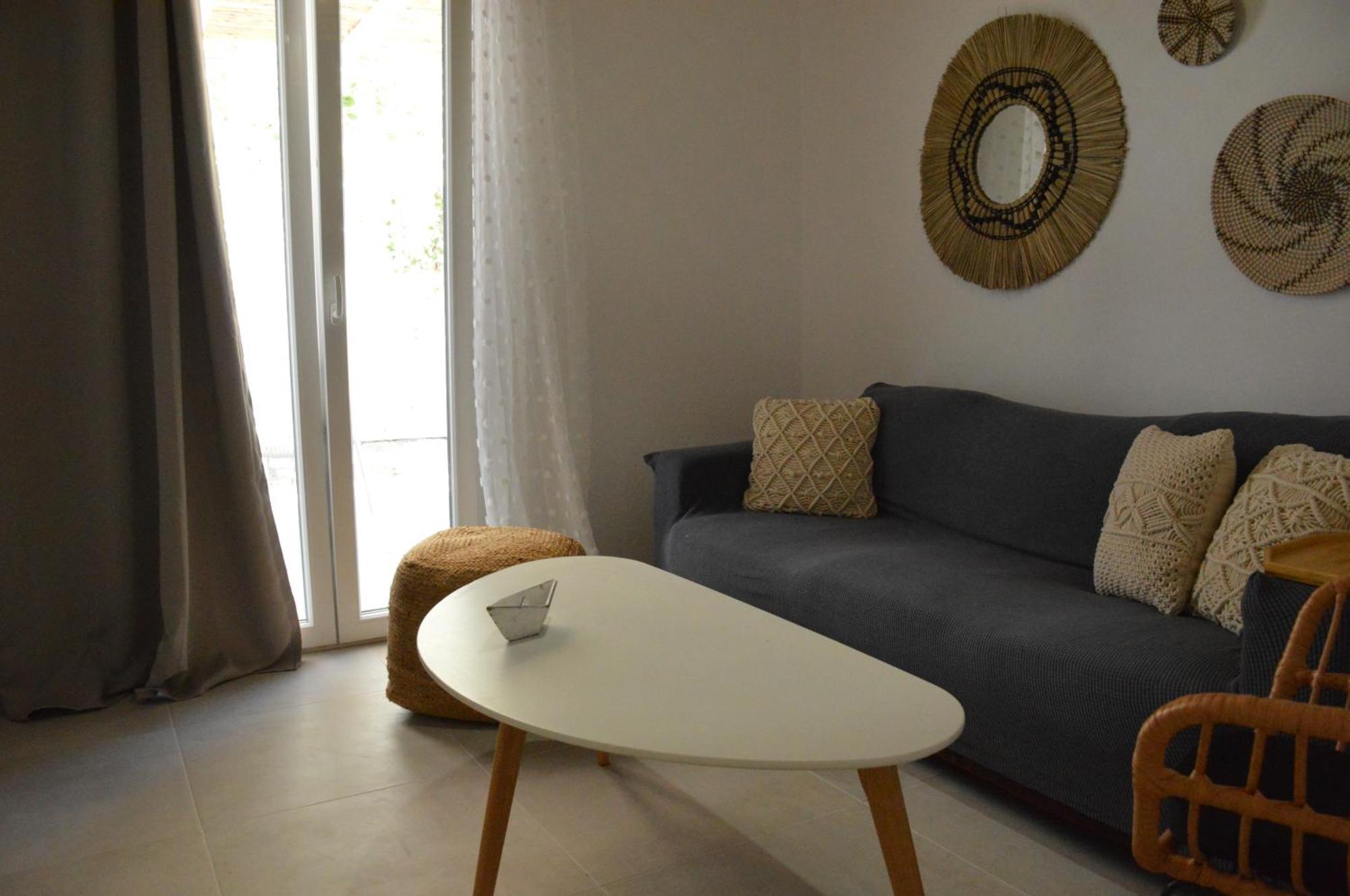 Summer Apartment Provatas