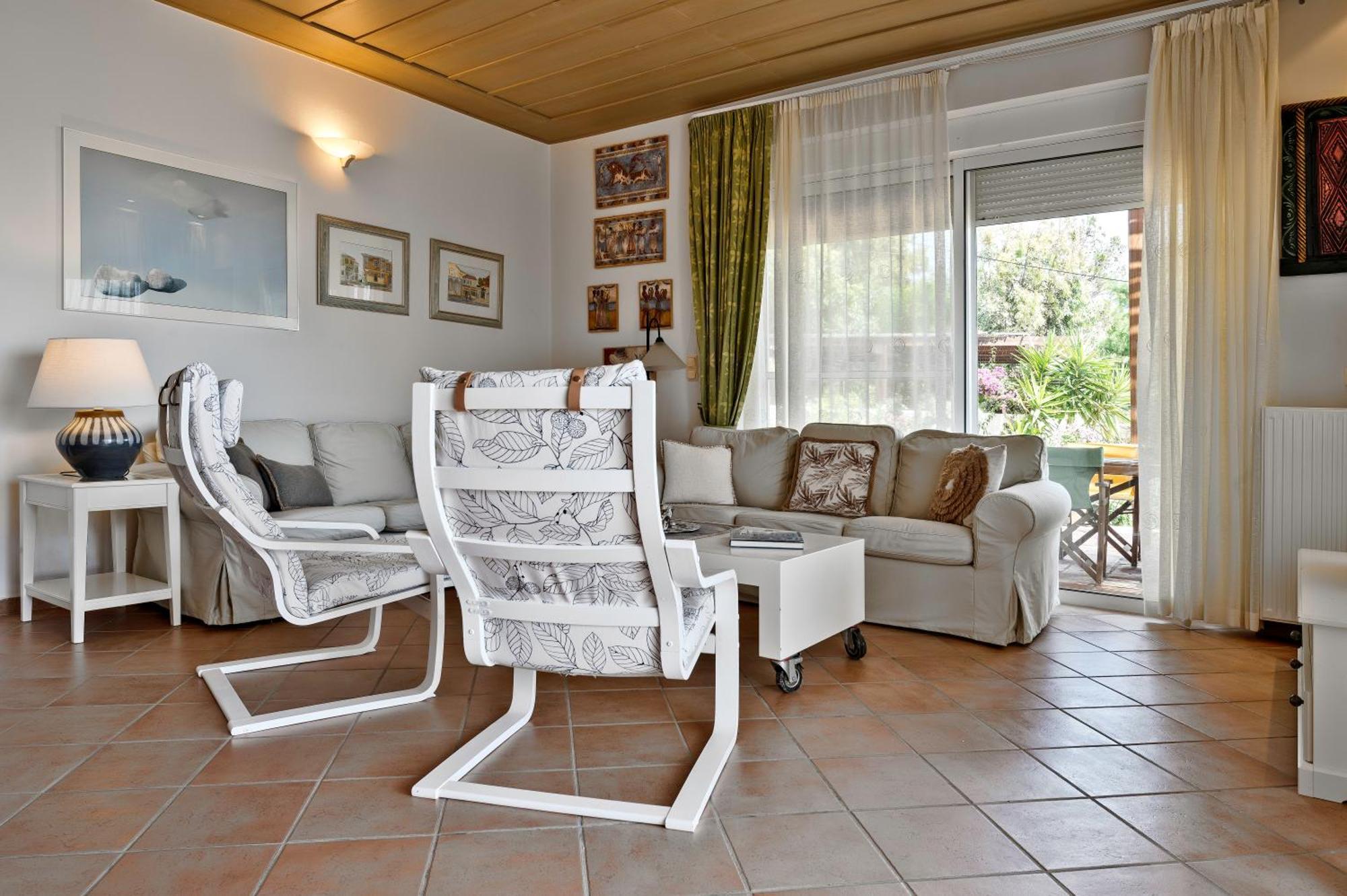 Elda Strandhaus Holiday home Keratokampos